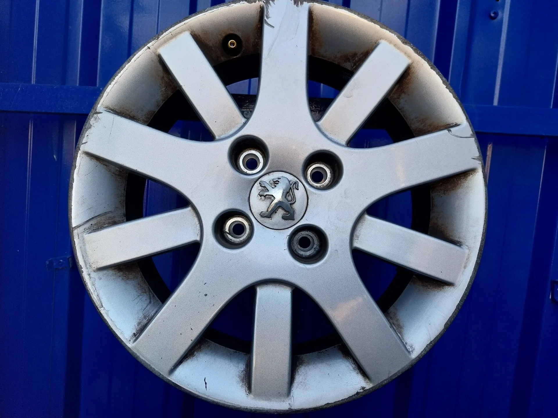 Llanta para Peugeot 206+