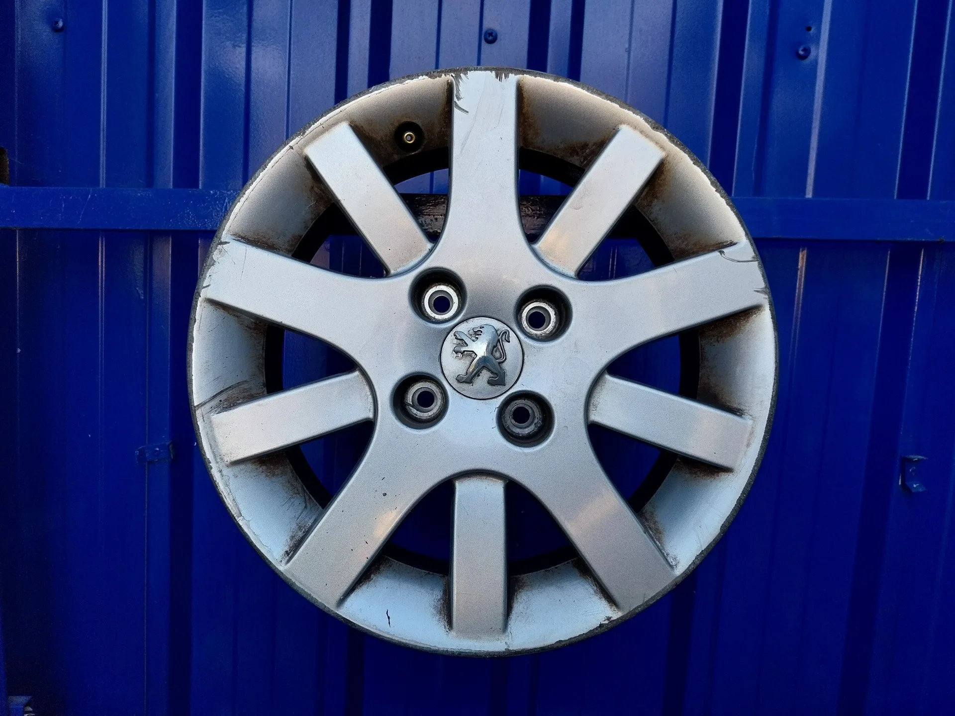 Llanta para Peugeot 206+
