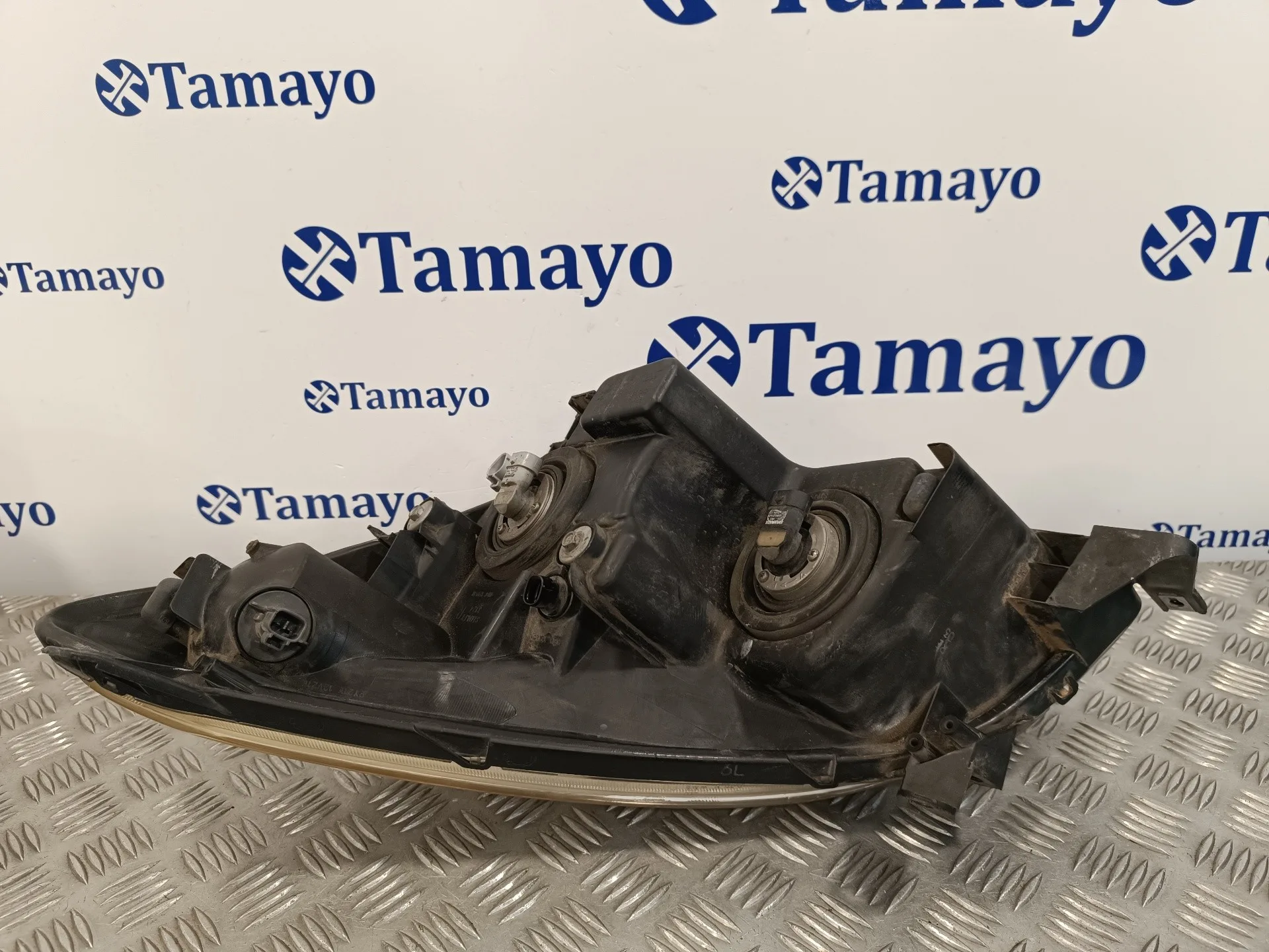 Faro Derecho para Toyota Corolla Verso (R1)