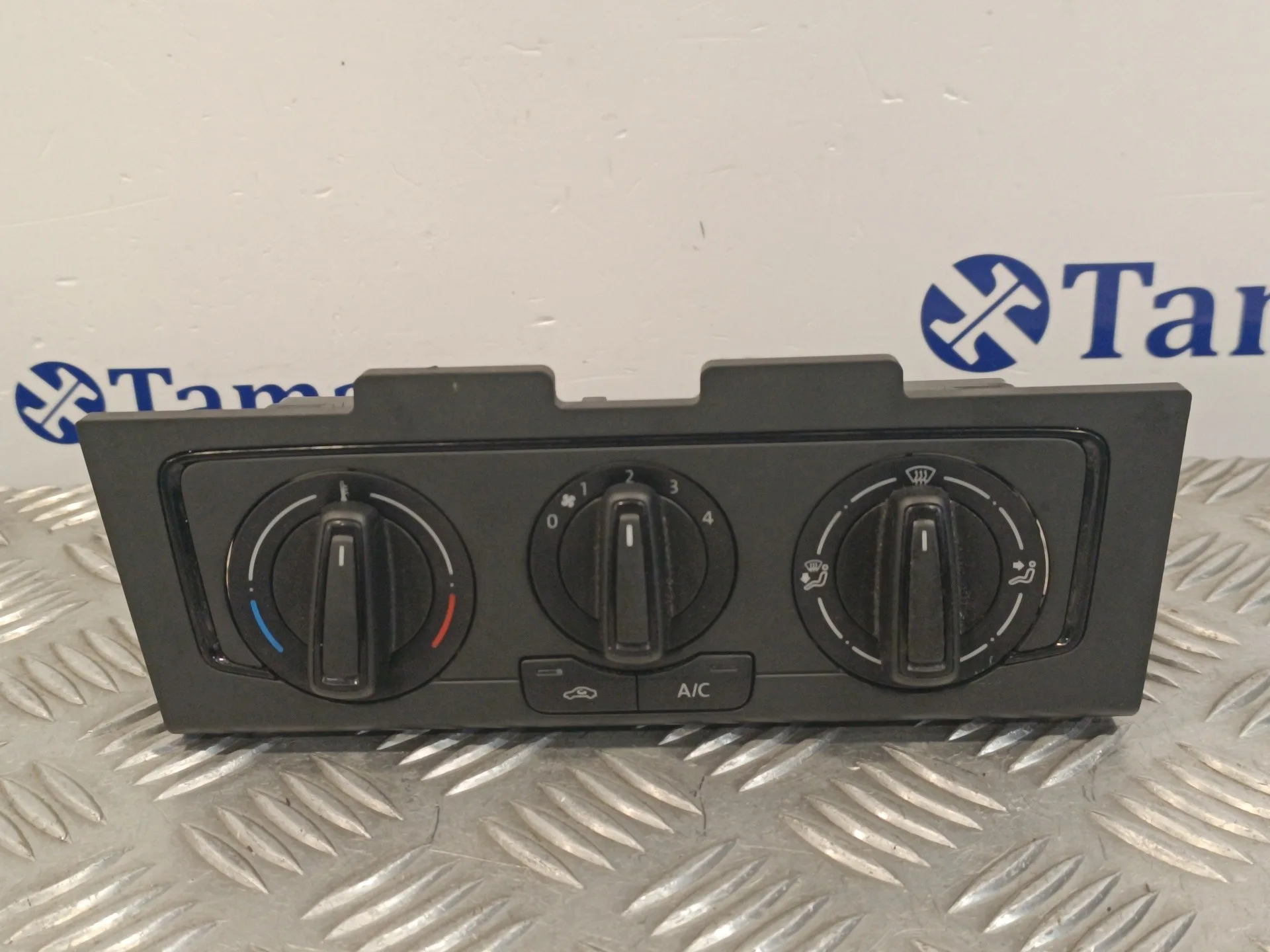 Mando Climatizador para Volkswagen Polo (6C1)