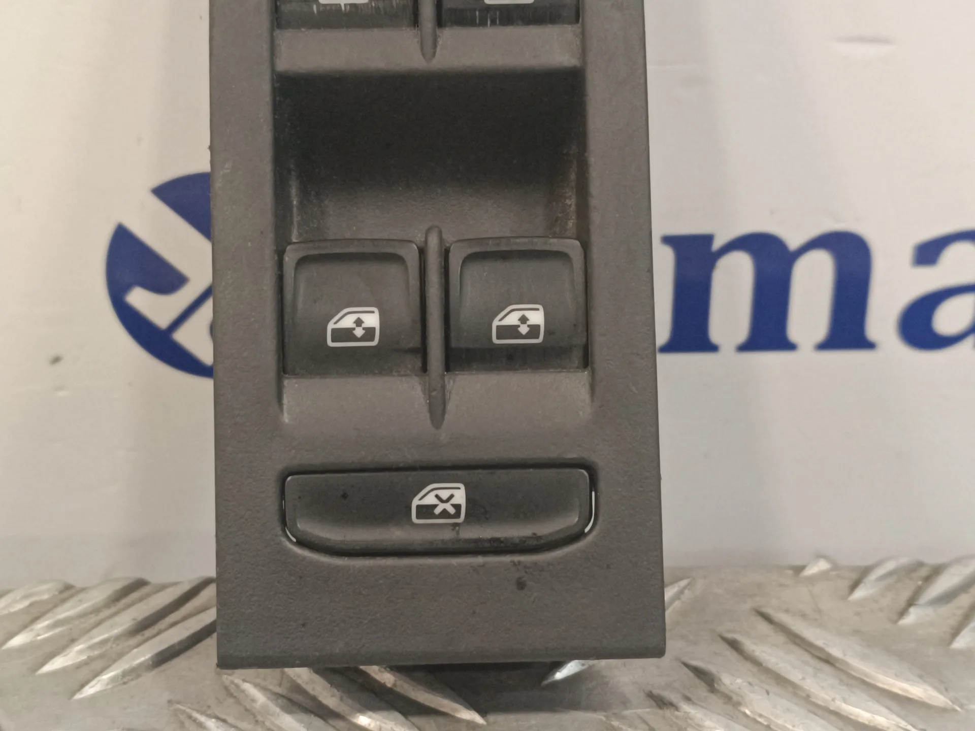 Mando Elevalunas Delantero Izquierdo para Skoda Rapid