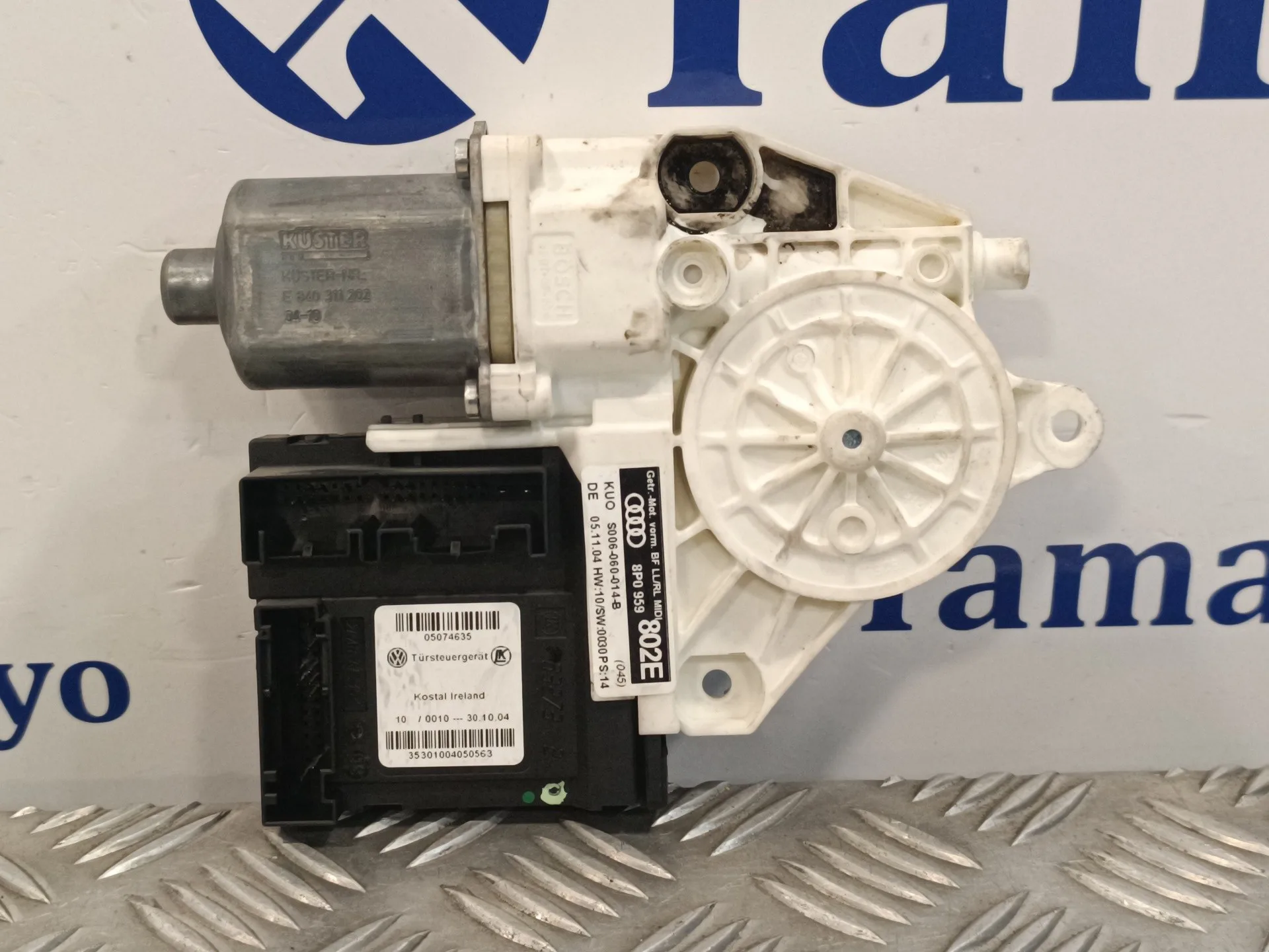 Motor Elevalunas Delantero Derecho para Audi A3 Sportback (8P)