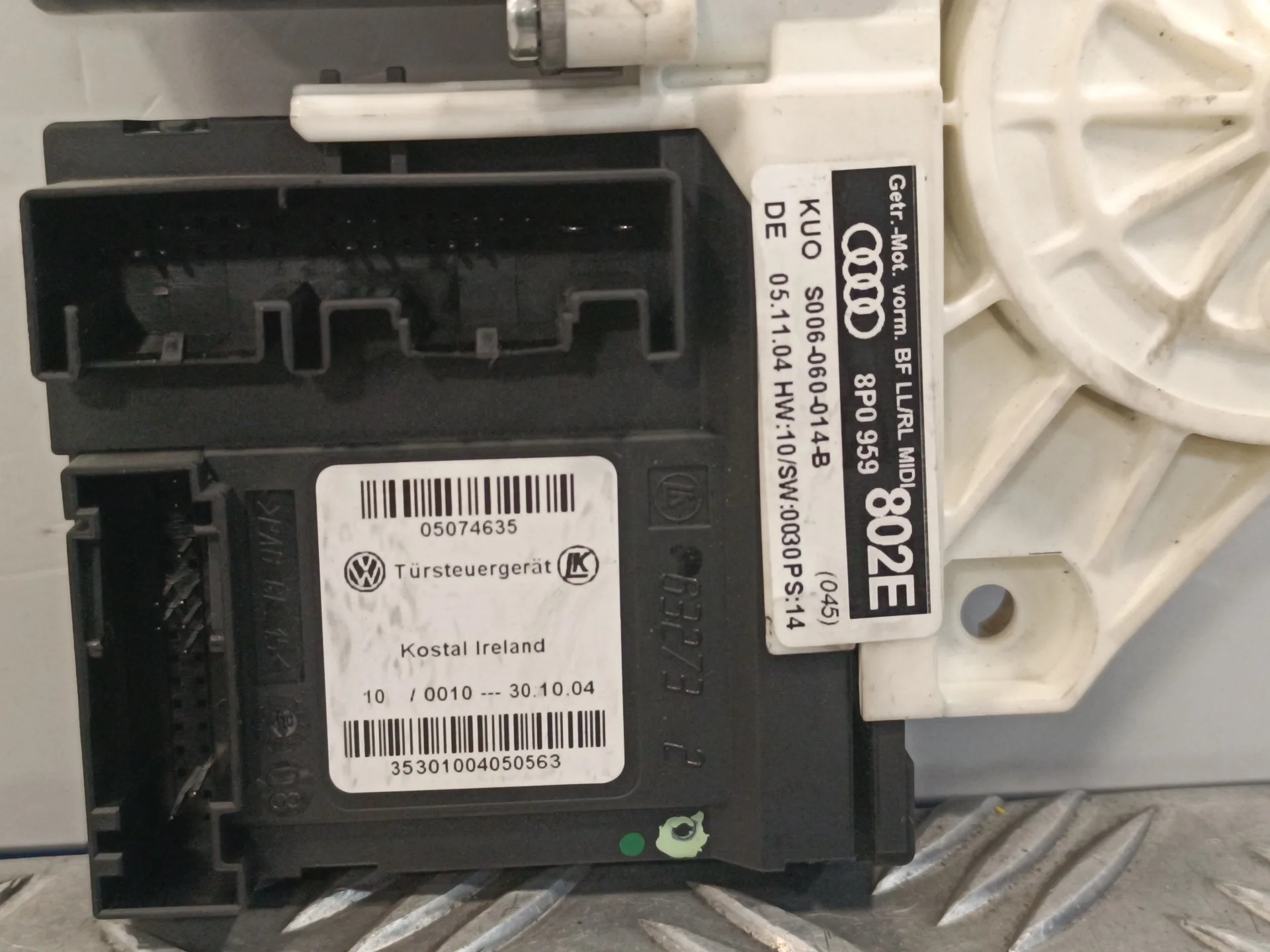 Motor Elevalunas Delantero Derecho para Audi A3 Sportback (8P)