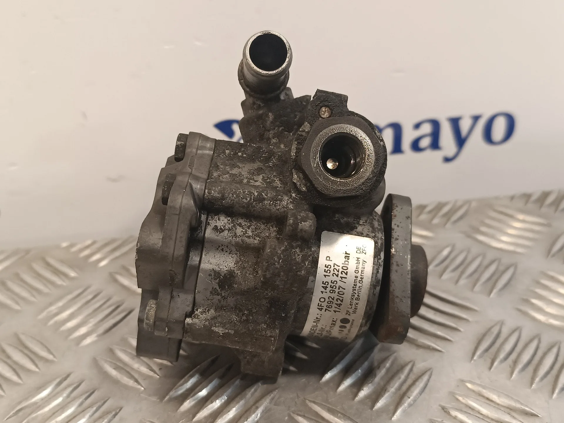Bomba Direccion para Audi A6 Berlina (4F2)
