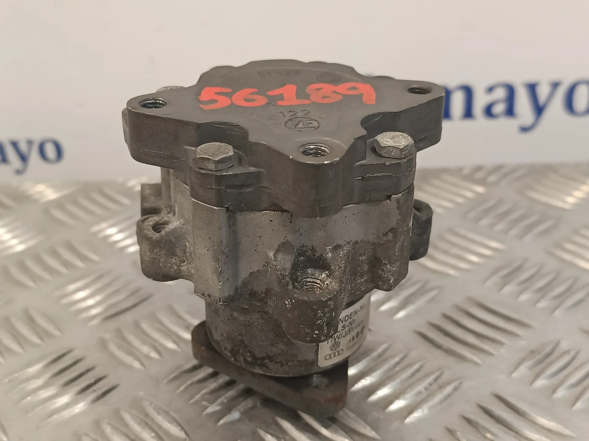 Bomba Direccion para Audi A6 Berlina (4F2)