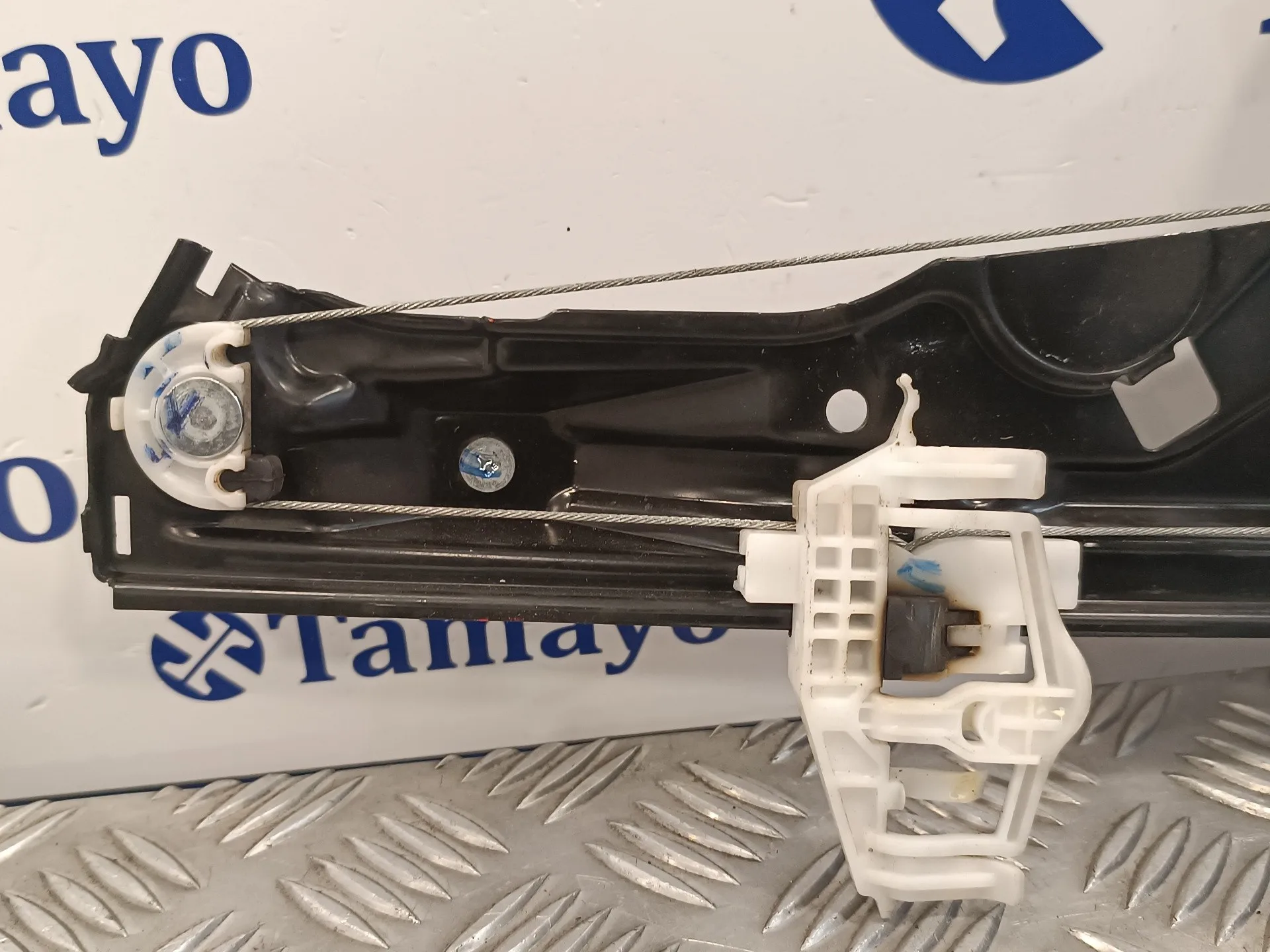 Elevalunas Delantero Izquierdo para Ford Ka (Ccu)