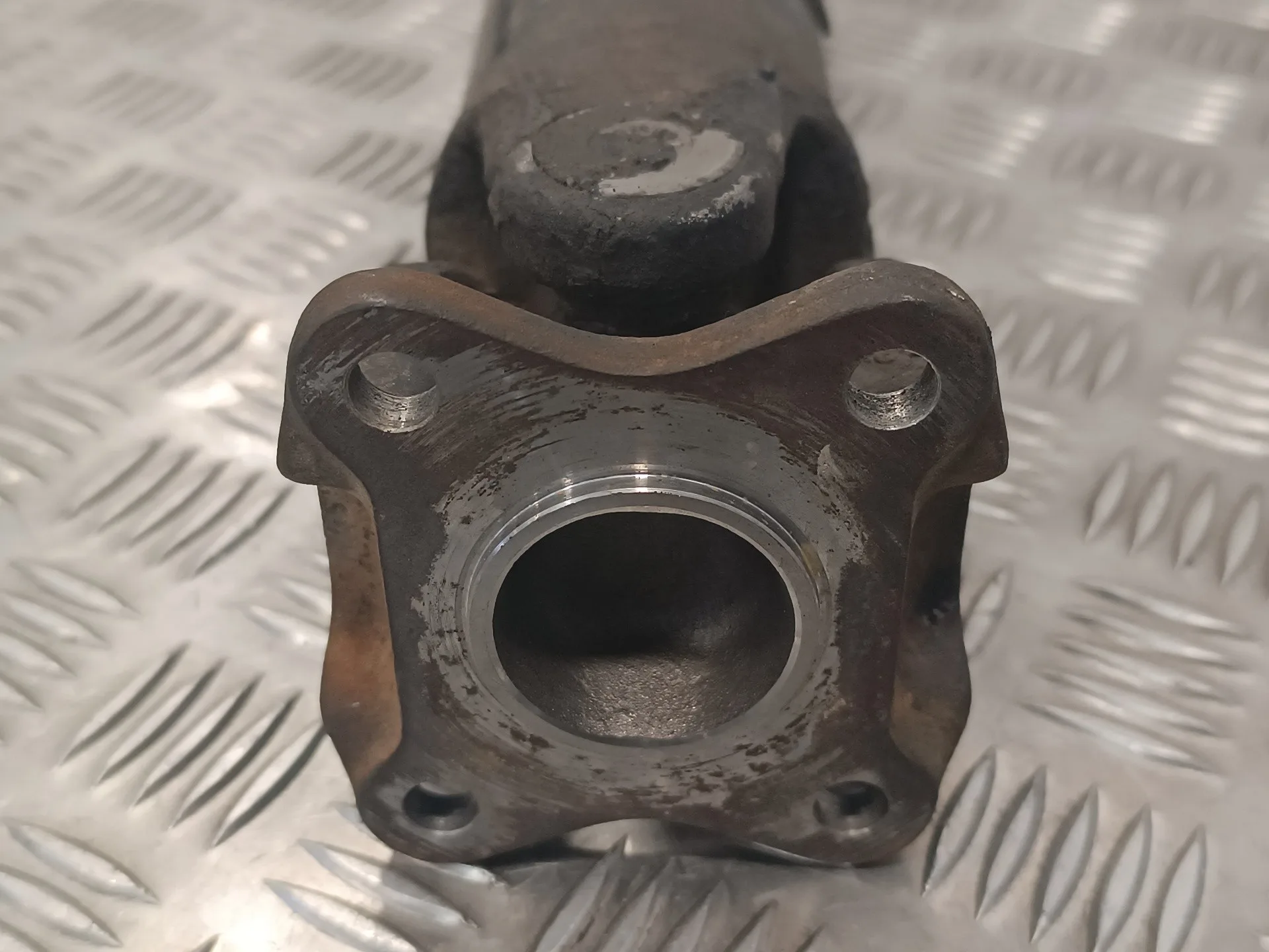 Transmision Central para Mitsubishi Montero (V20/V40)