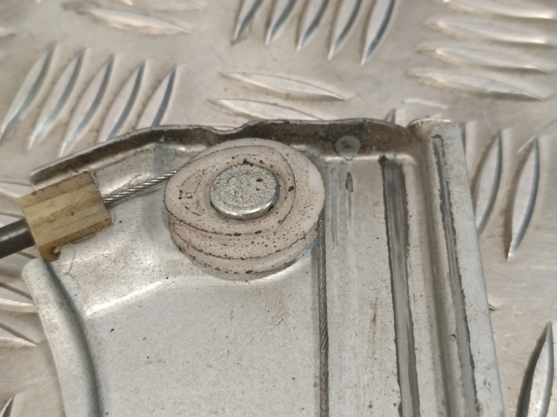 Elevalunas Delantero Izquierdo para Renault Clio Iii