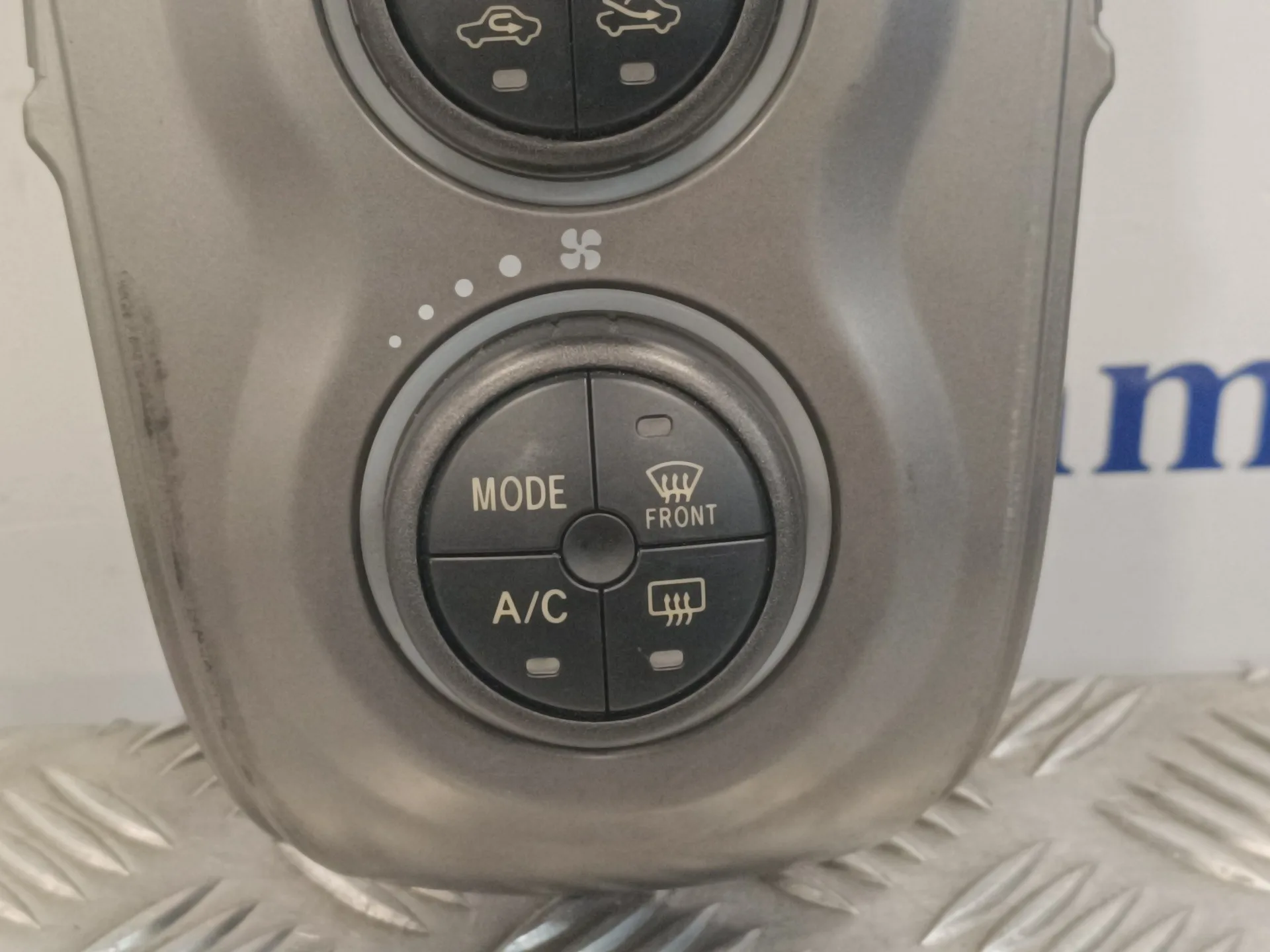 Mando Climatizador para Toyota Yaris