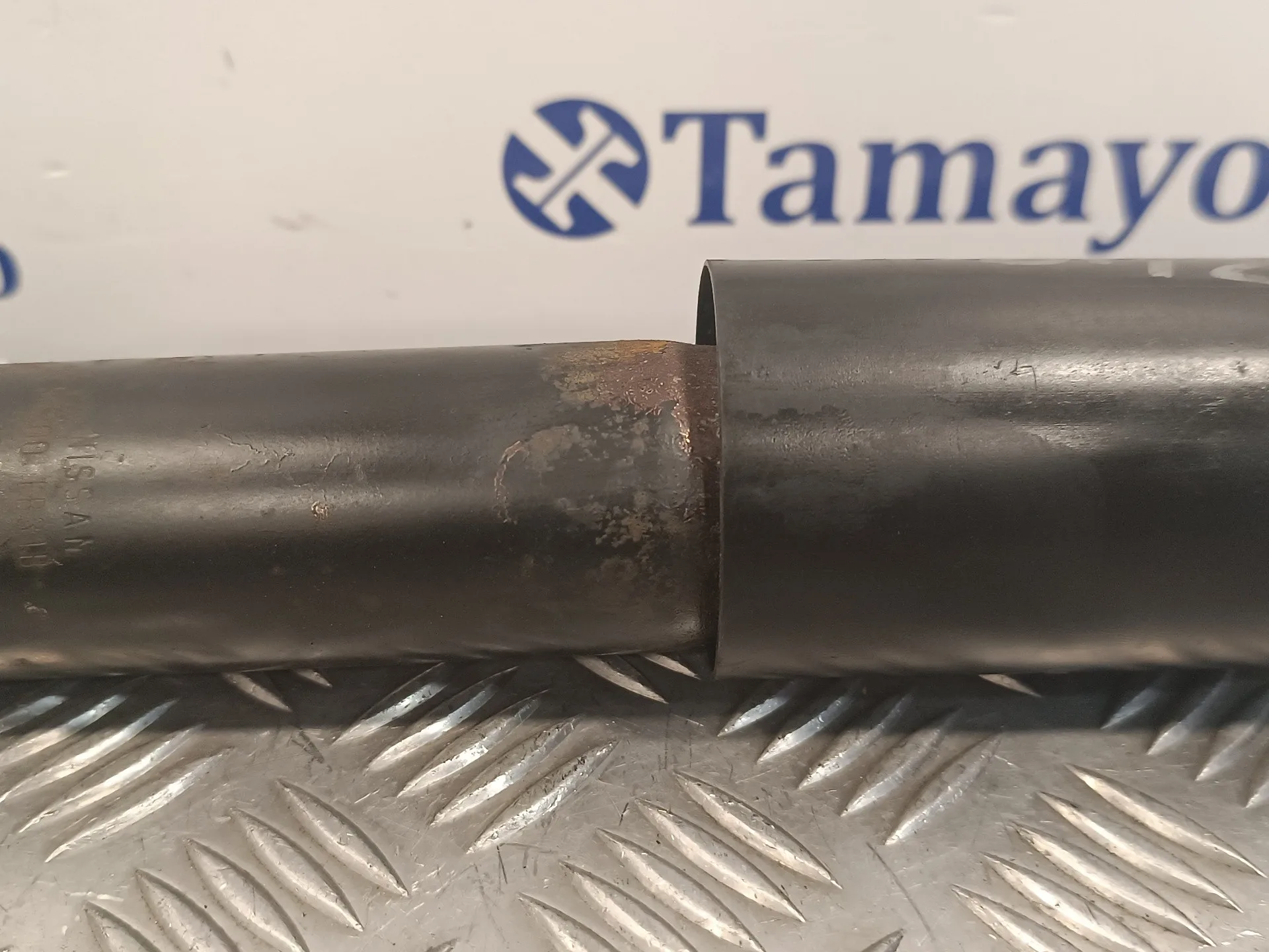 Amortiguador Trasero Izquierdo para Nissan Pathfinder (R51)