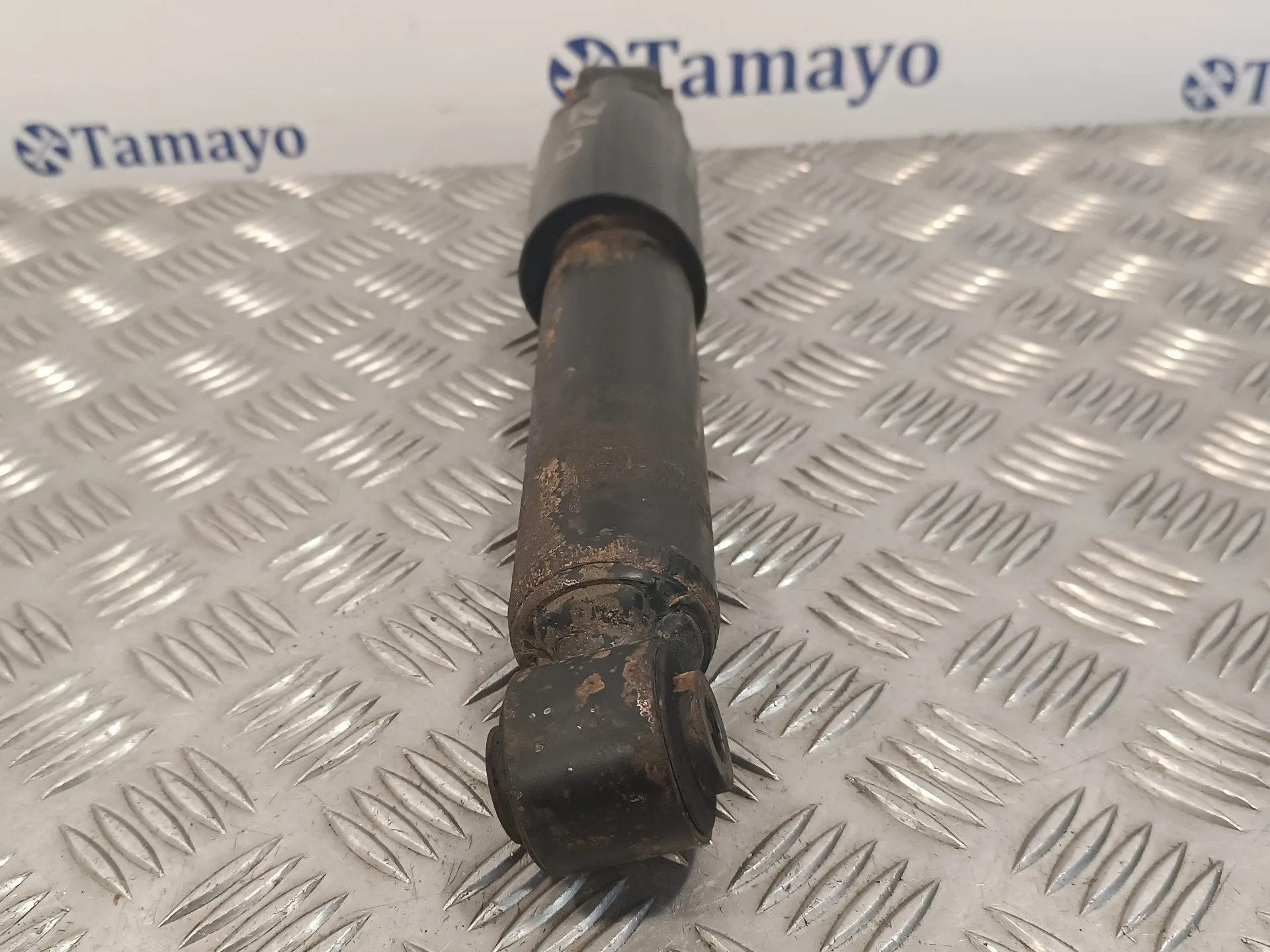 Amortiguador Trasero Izquierdo para Nissan Pathfinder (R51)