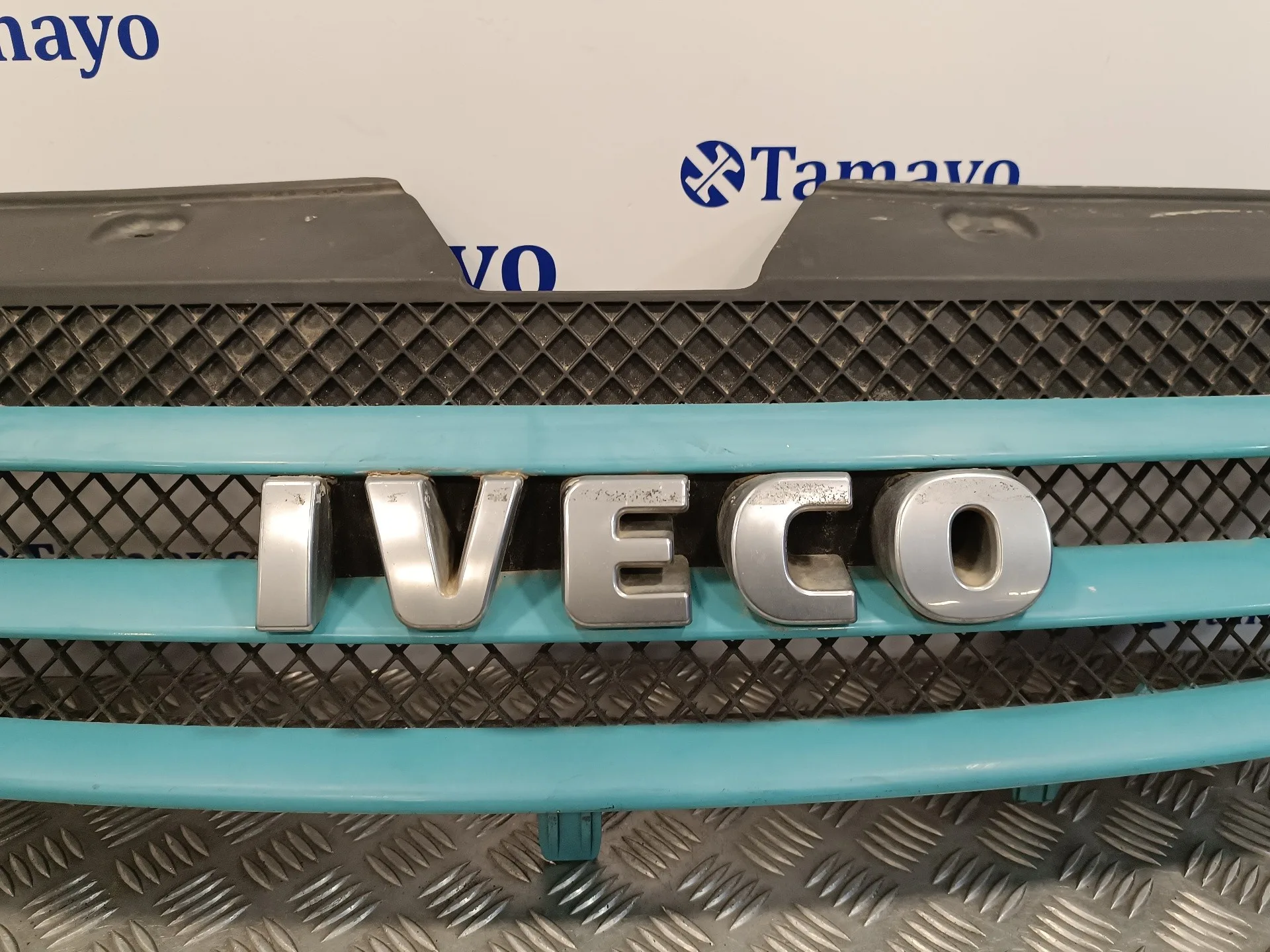 Rejilla Delantera para Iveco Daily Caja Cerrada (2006 =>)