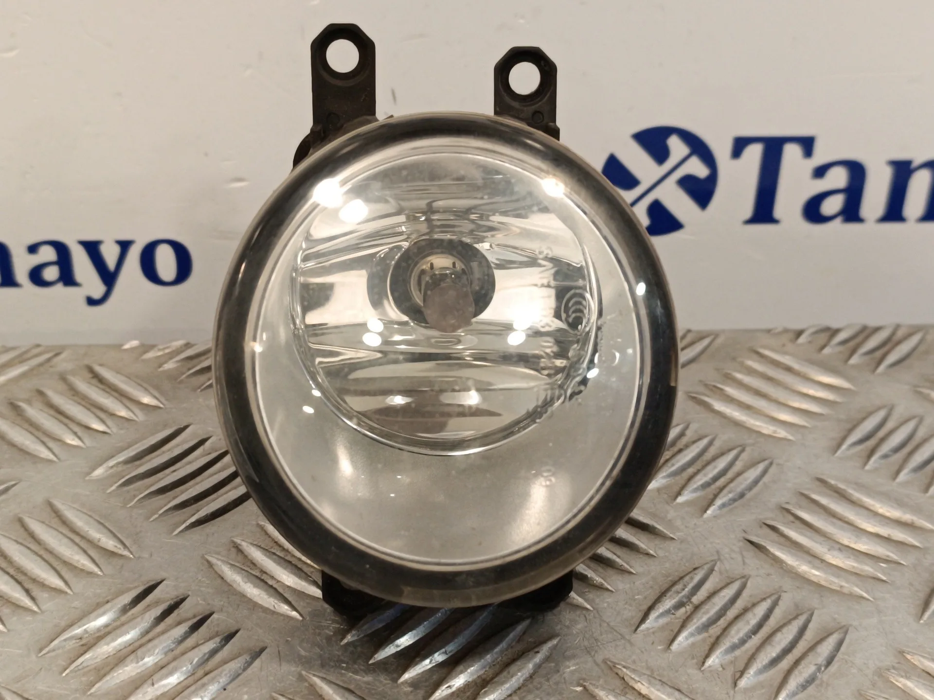Faro Antiniebla Derecho para Toyota Yaris