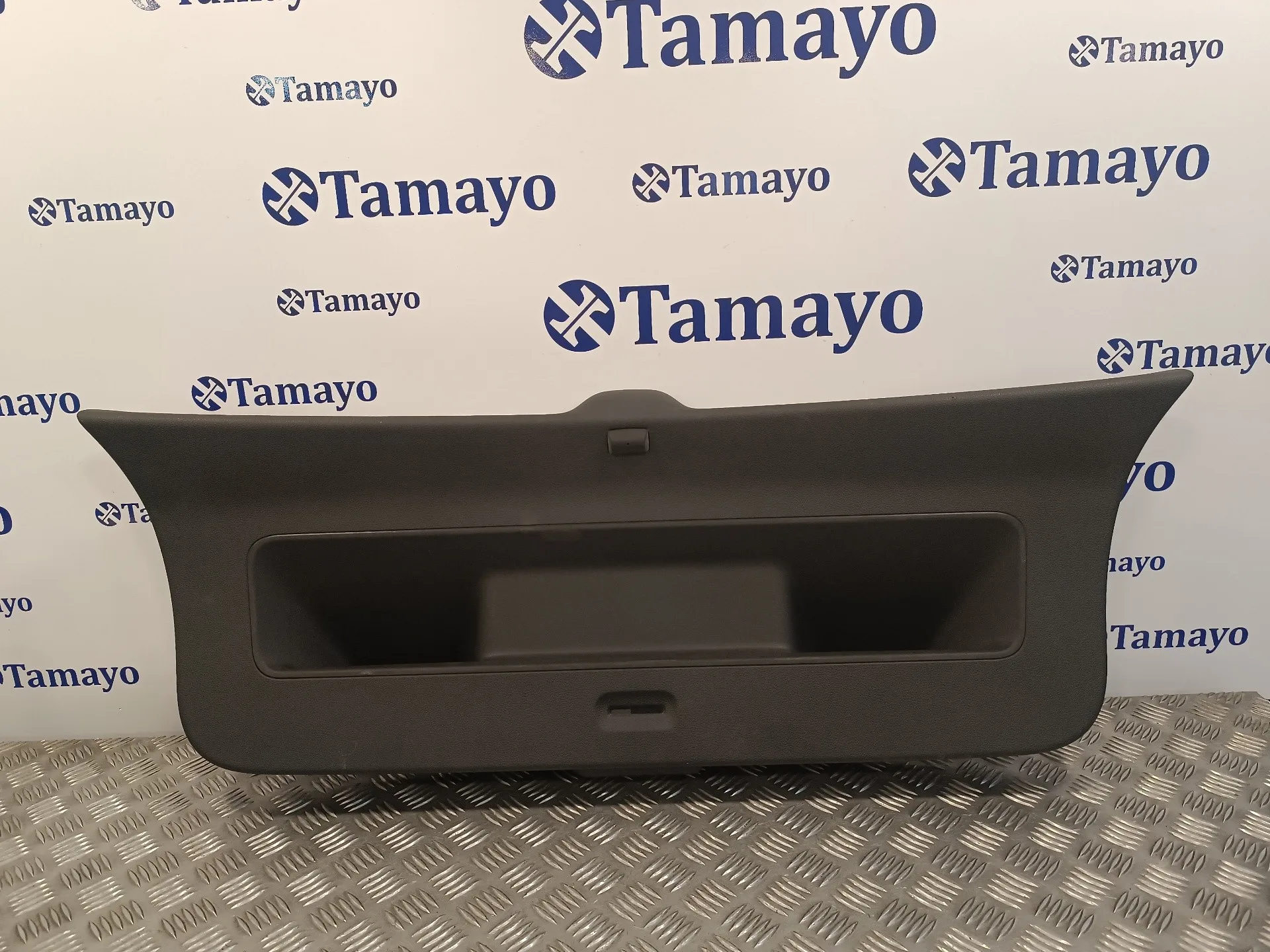 Guarnecido Porton Trasero para Volkswagen Polo (6C1)