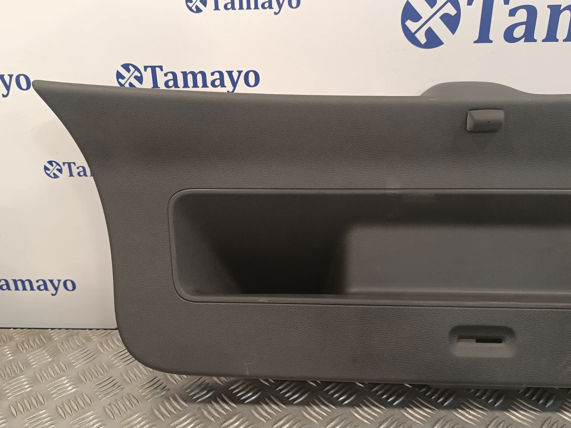 Guarnecido Porton Trasero para Volkswagen Polo (6C1)