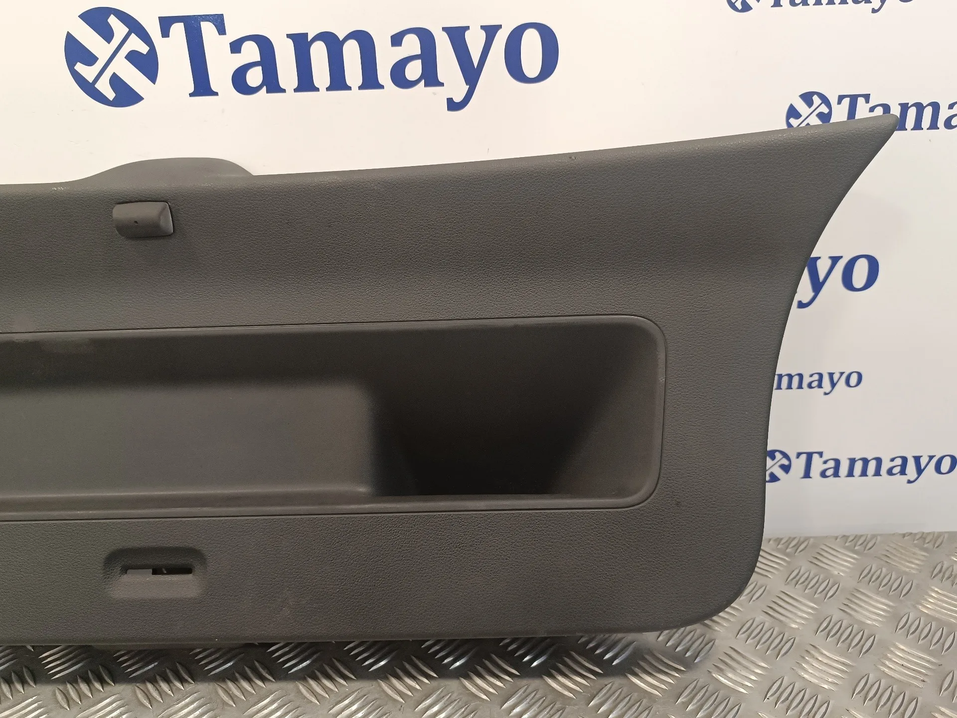 Guarnecido Porton Trasero para Volkswagen Polo (6C1)