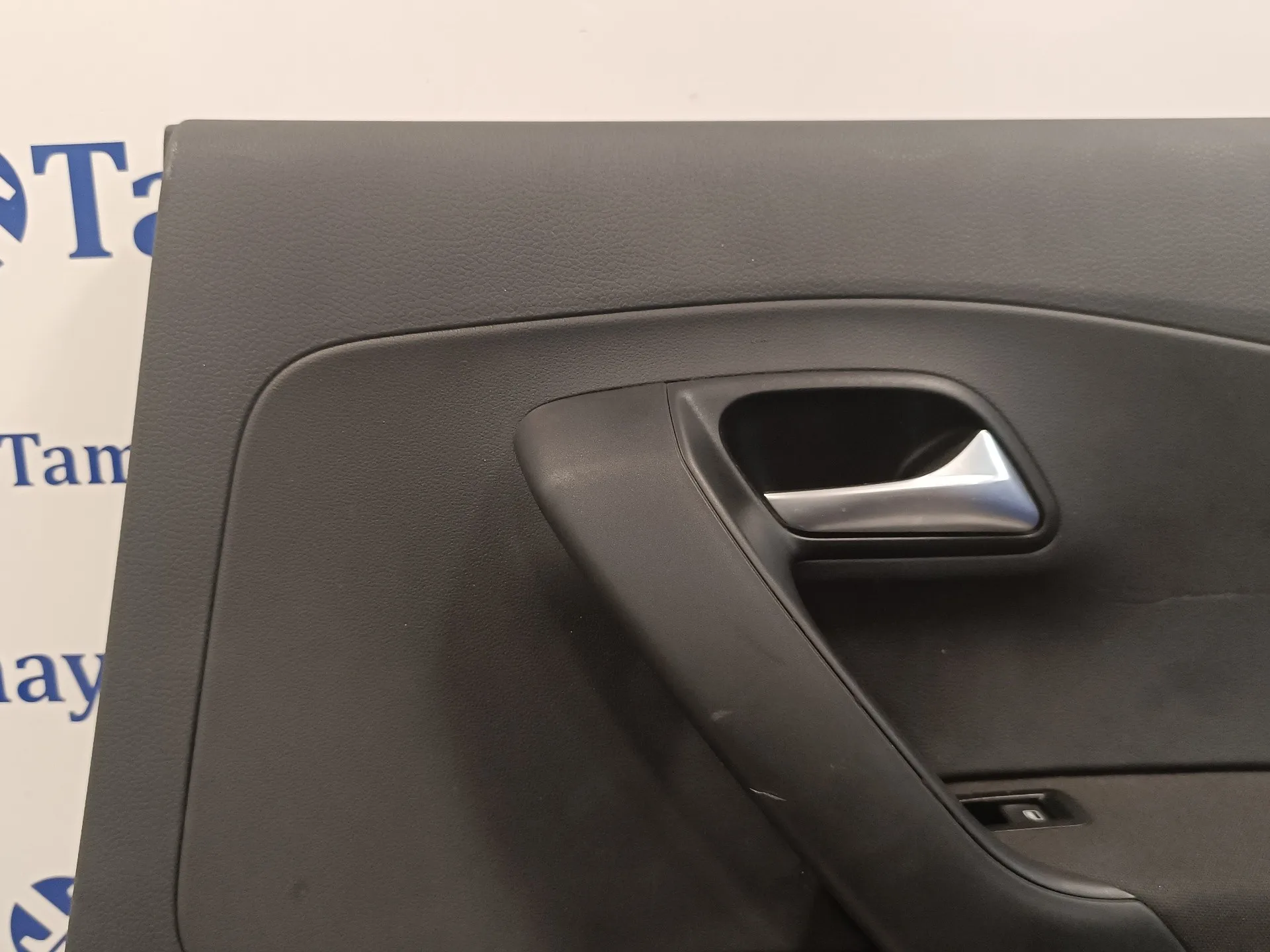 Guarnecido Puerta Trasera Derecha para Volkswagen Polo (6C1)