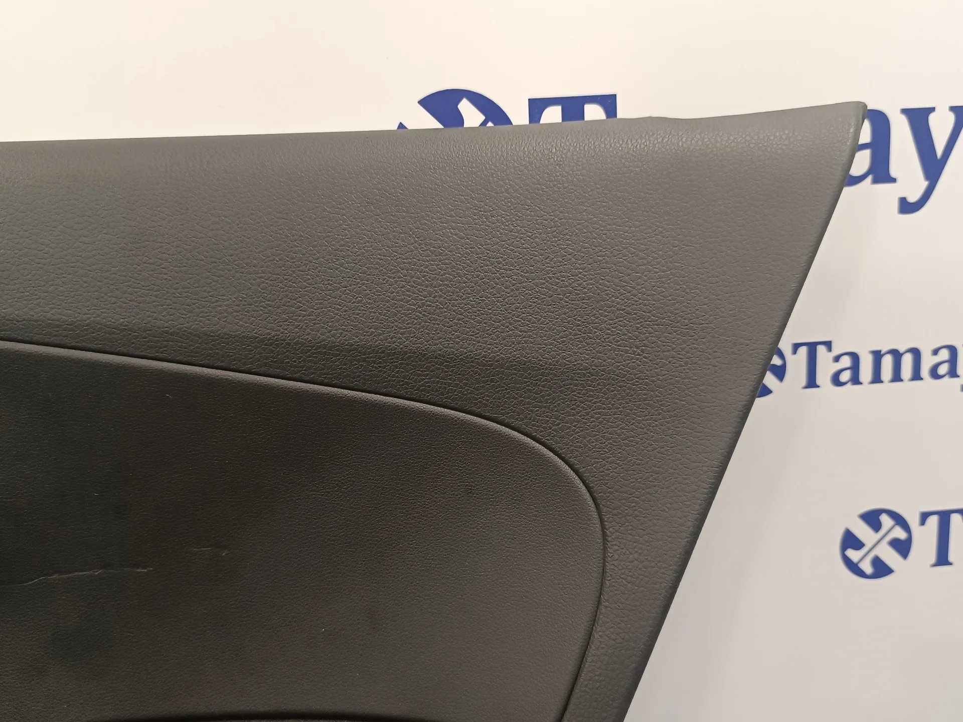 Guarnecido Puerta Trasera Derecha para Volkswagen Polo (6C1)