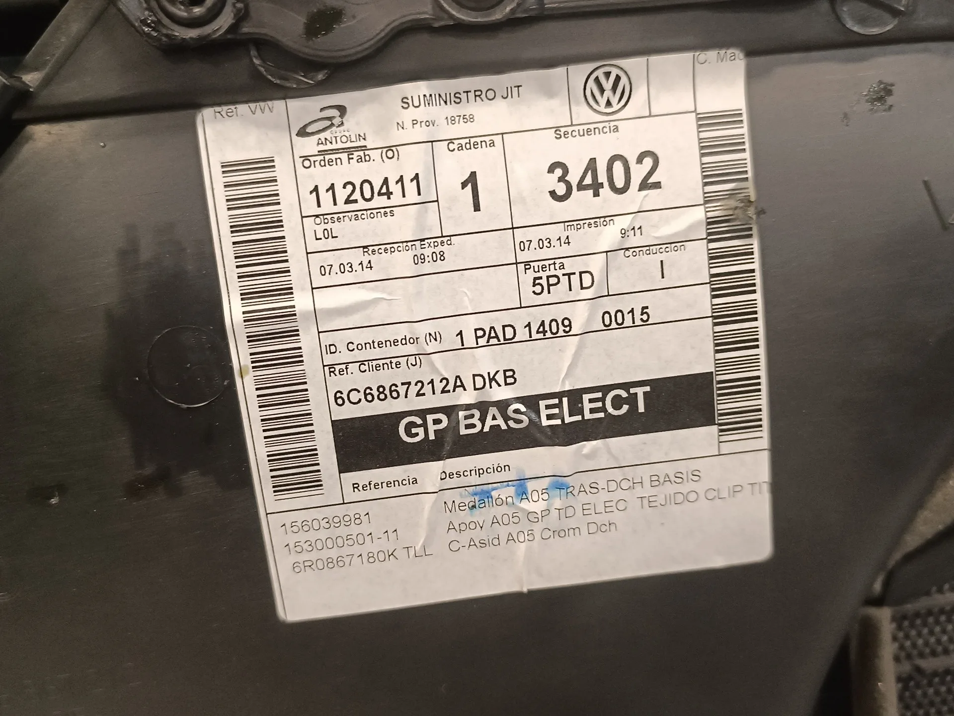 Guarnecido Puerta Trasera Derecha para Volkswagen Polo (6C1)