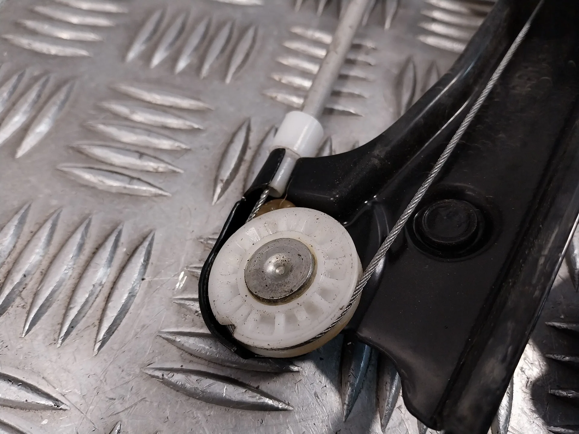 Elevalunas Delantero Izquierdo para Volkswagen Polo (6C1)