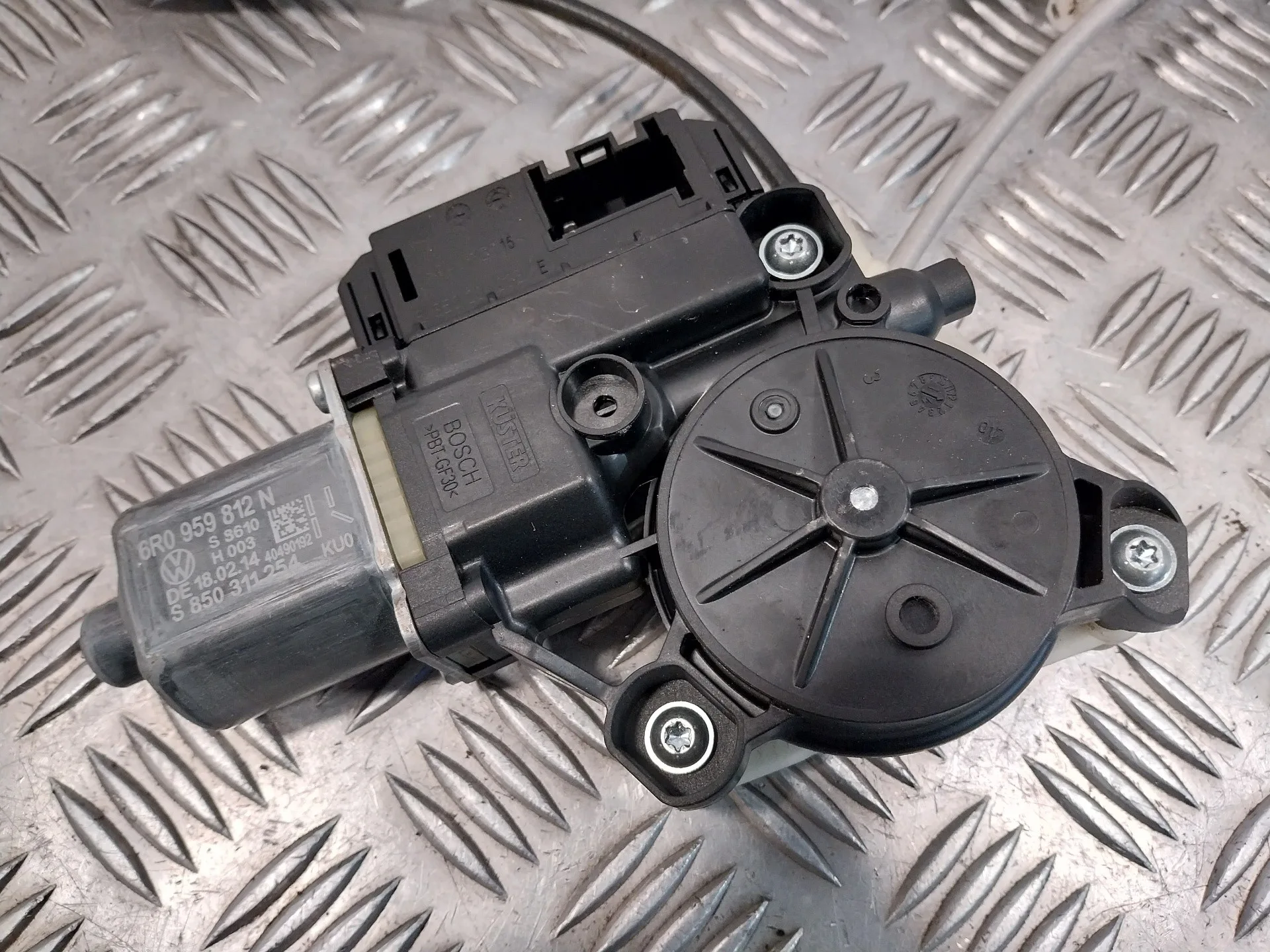 Elevalunas Trasero Derecho para Volkswagen Polo (6C1)