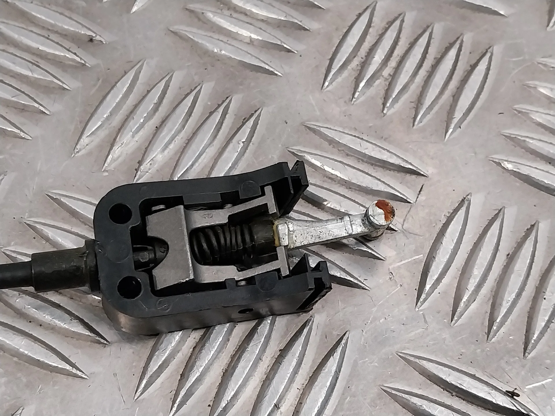 Cerradura Puerta Delantera Derecha para Skoda Rapid