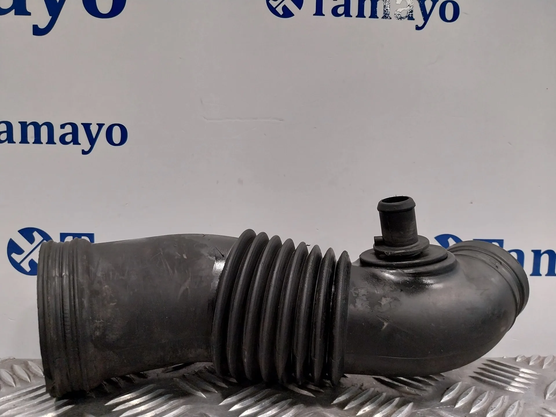 Tubo para Iveco Daily Caja Cerrada (2006 =>)