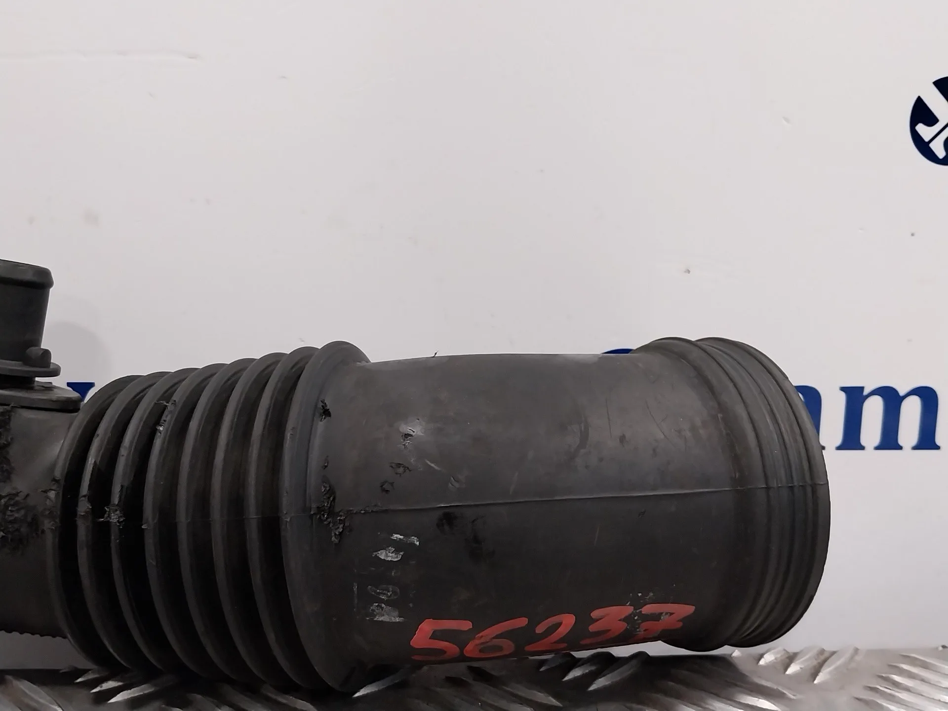 Tubo para Iveco Daily Caja Cerrada (2006 =>)