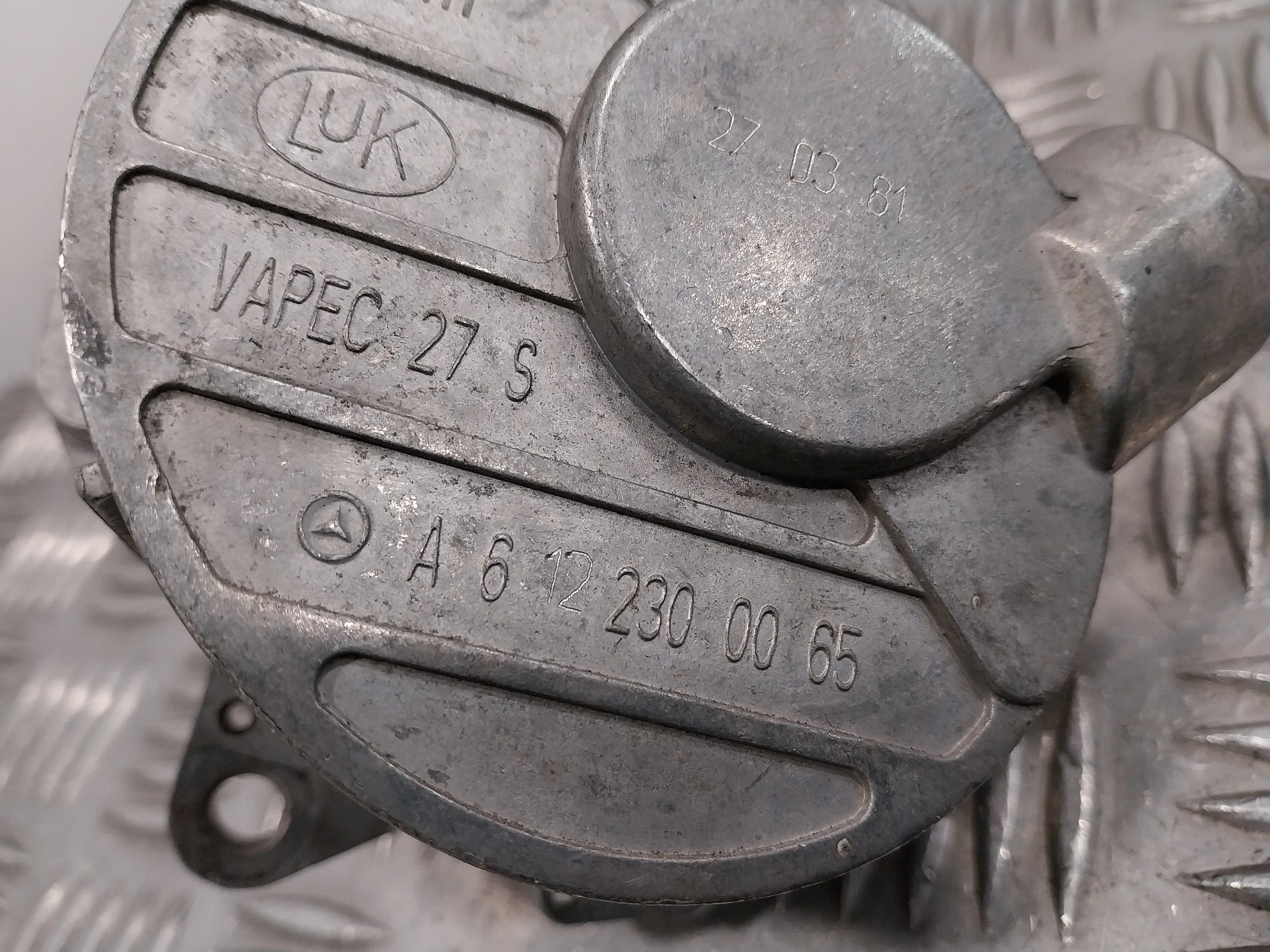 Depresor Freno / Bomba Vacio para Mercedes-Benz Clase M (W163)