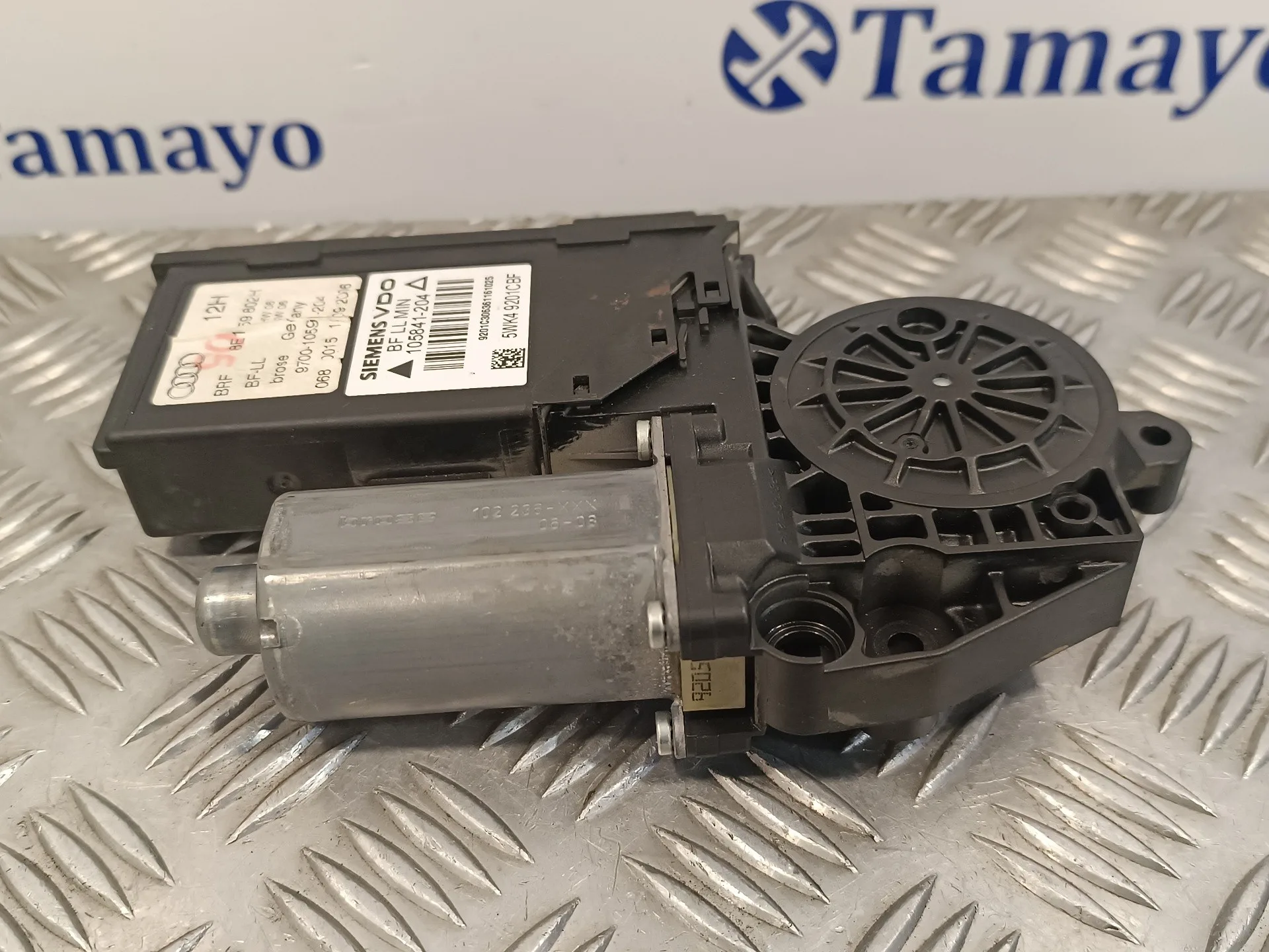 Motor Elevalunas Delantero Derecho para Audi A4 Berlina (8E)
