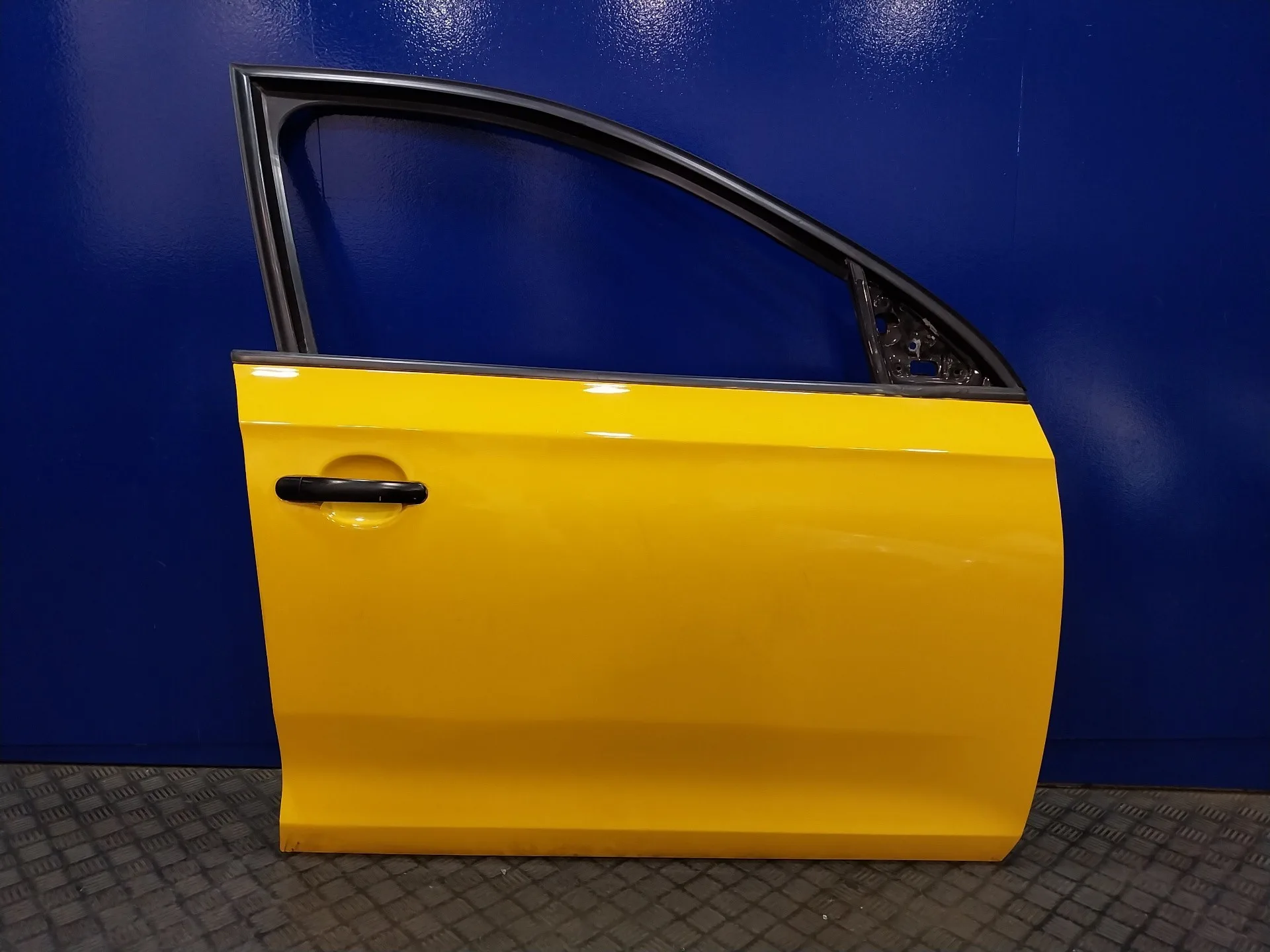 Puerta Delantera Derecha para Skoda Rapid