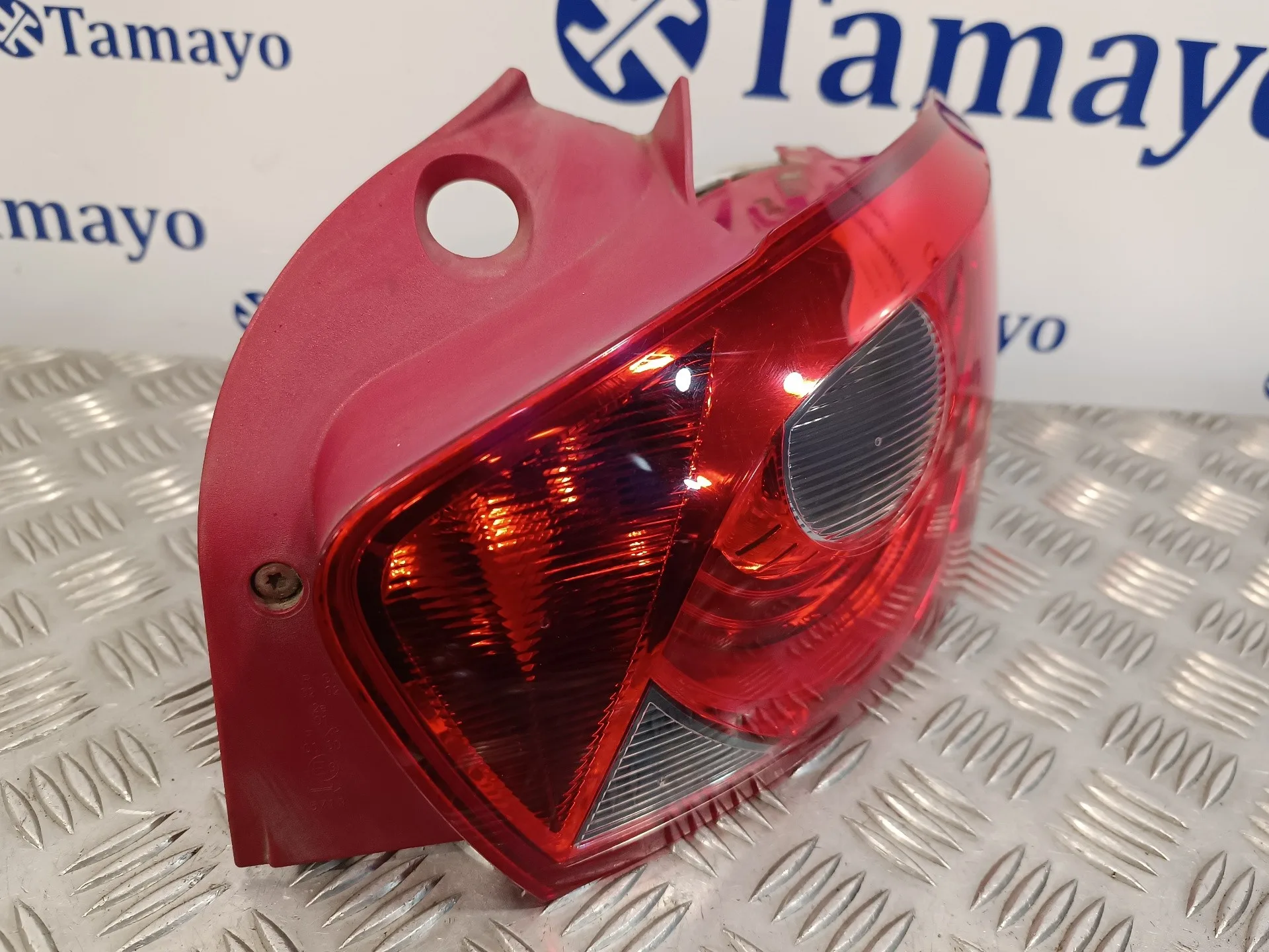 Piloto Trasero Derecho para Seat Ibiza (6J5)