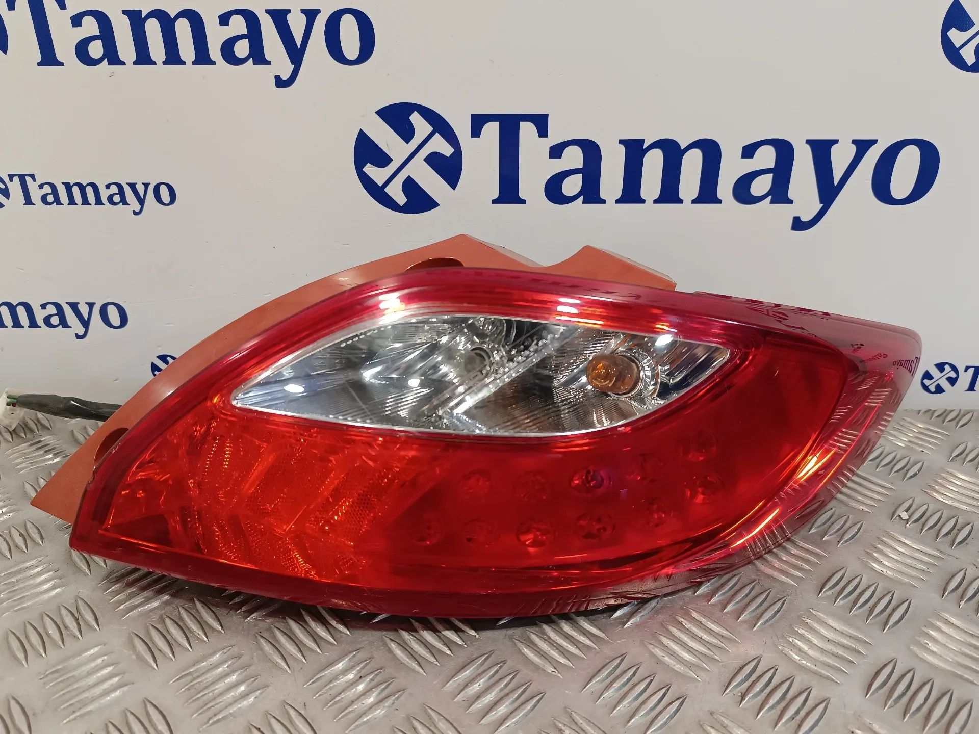 Piloto Trasero Derecho para Mazda 2 Lim. (De)