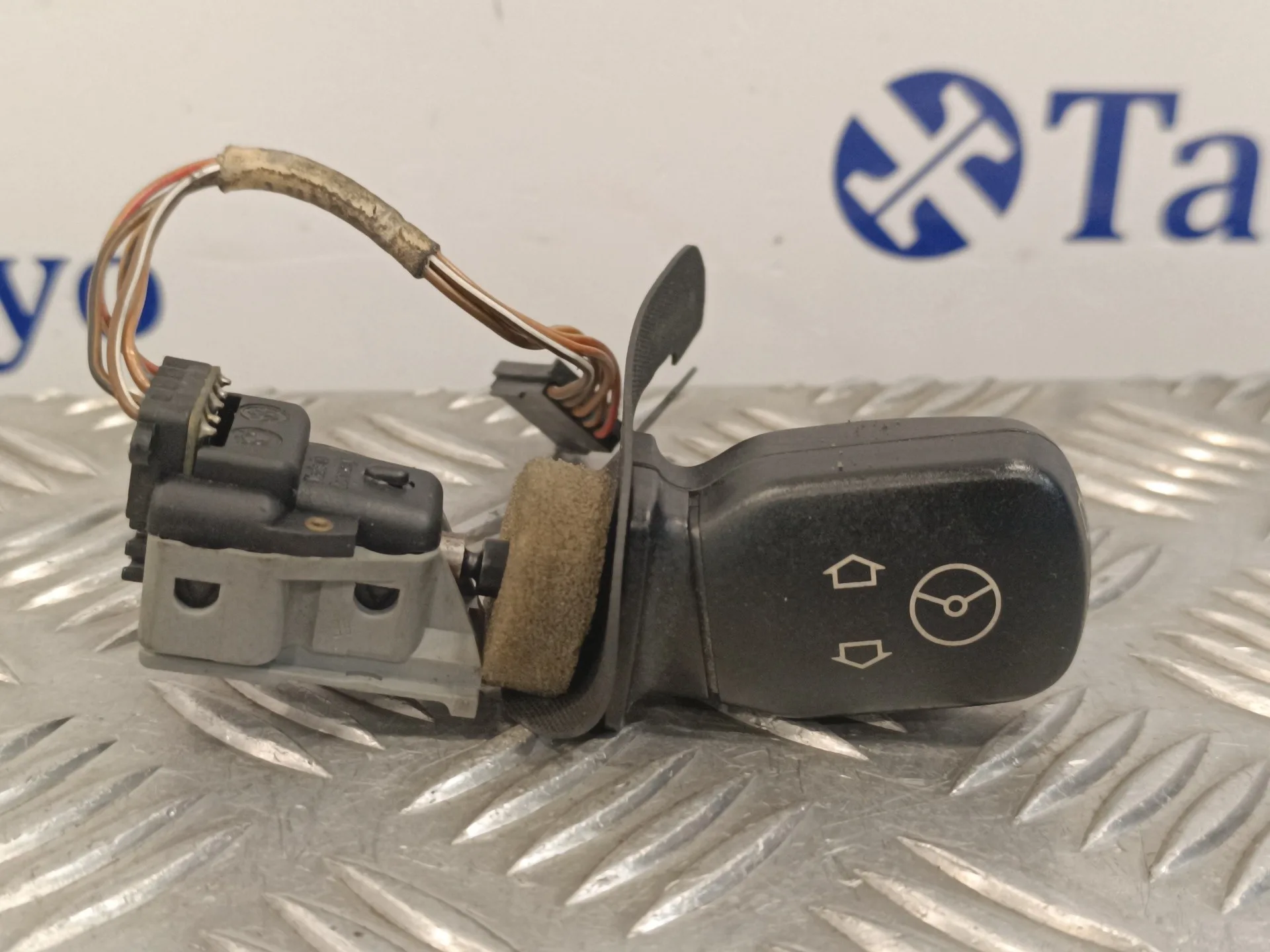 Mando Volante para Bmw Serie 7 (E38)