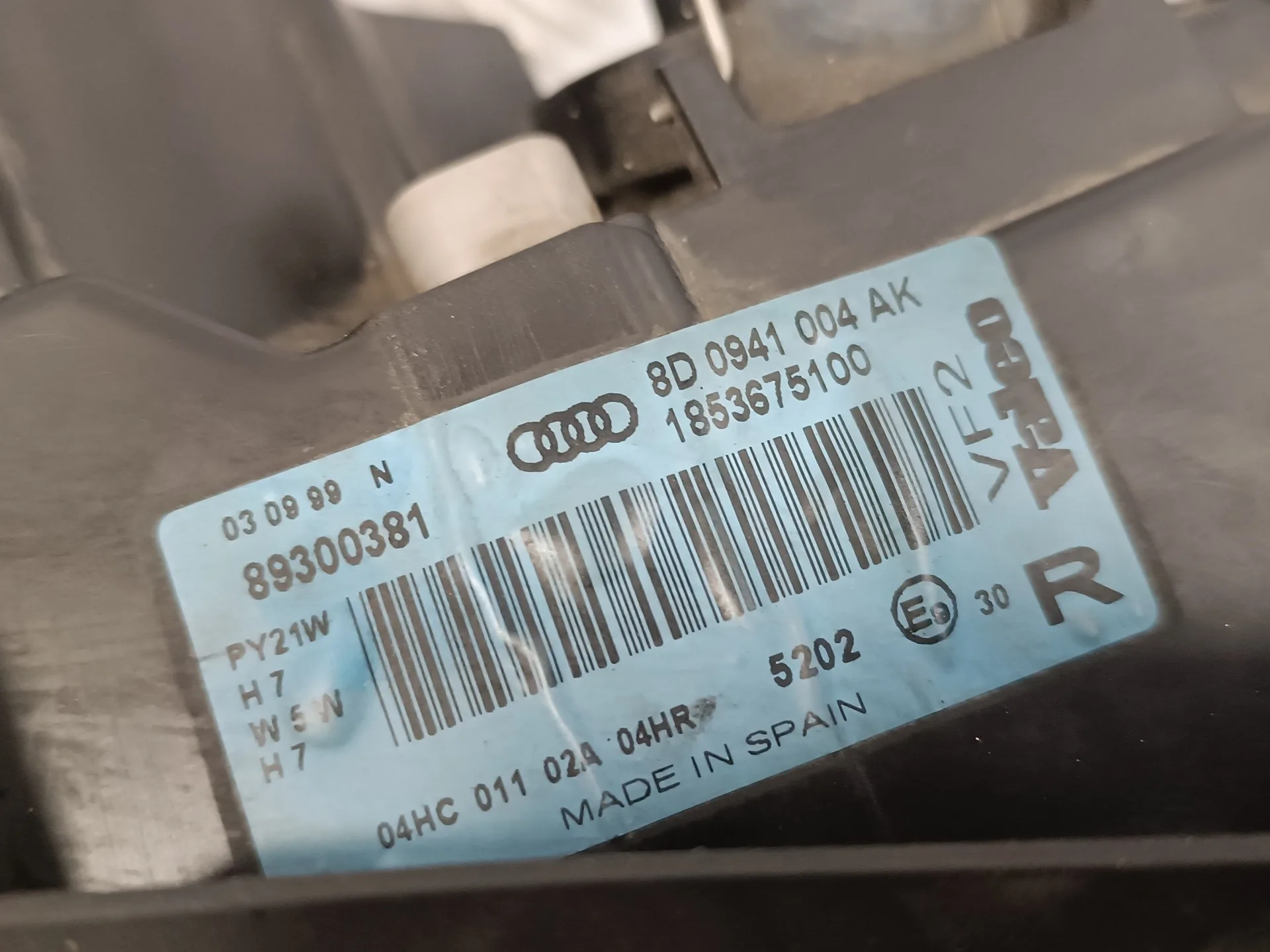 Faro Derecho para Audi A4 Avant (B5)