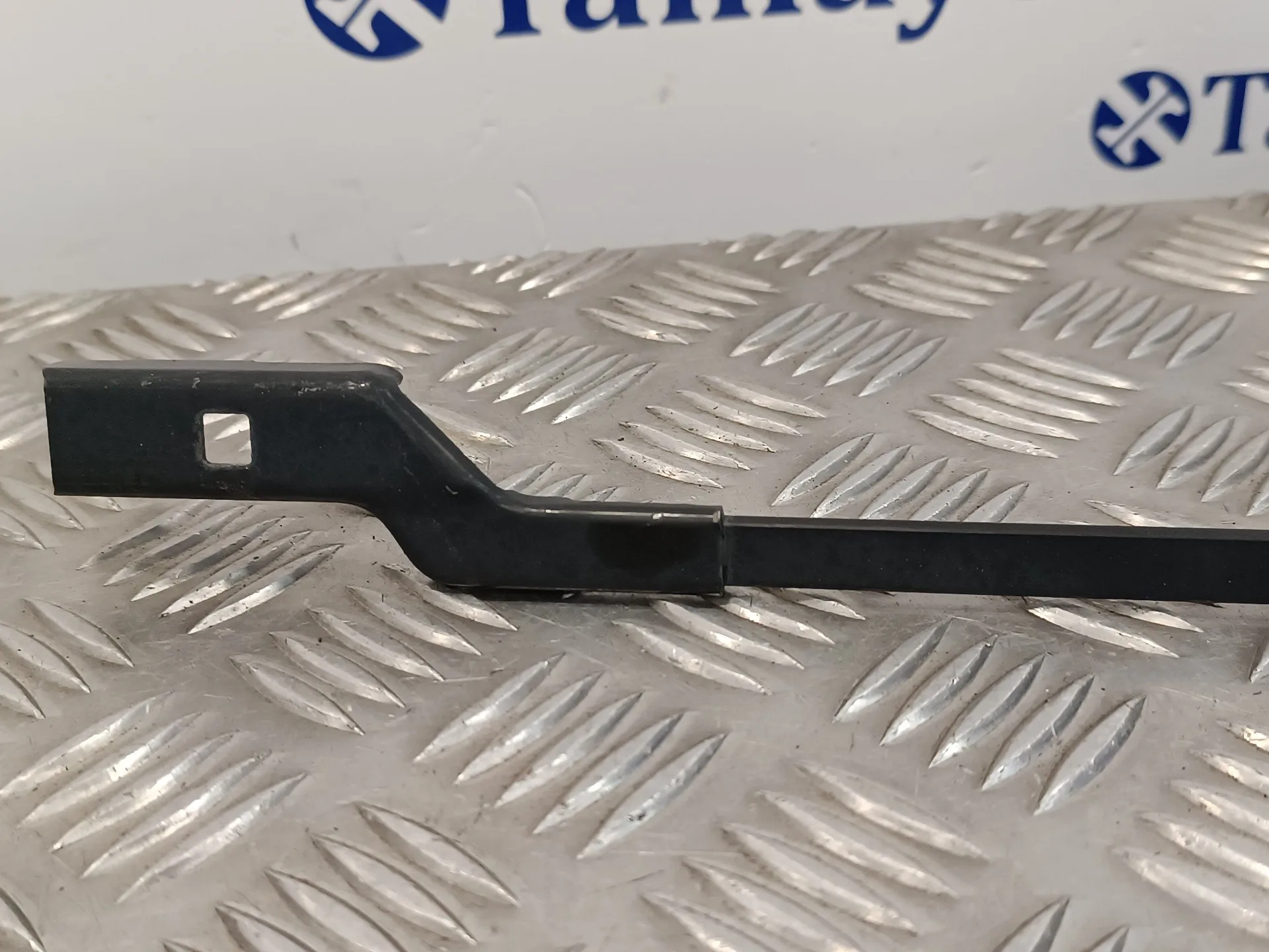 Brazo Limpia Delantero Derecho para Renault Trafic Furgon