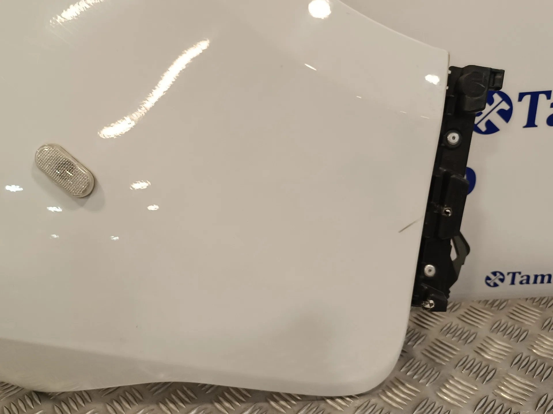 Aleta Delantera Izquierda para Renault Trafic Furgon