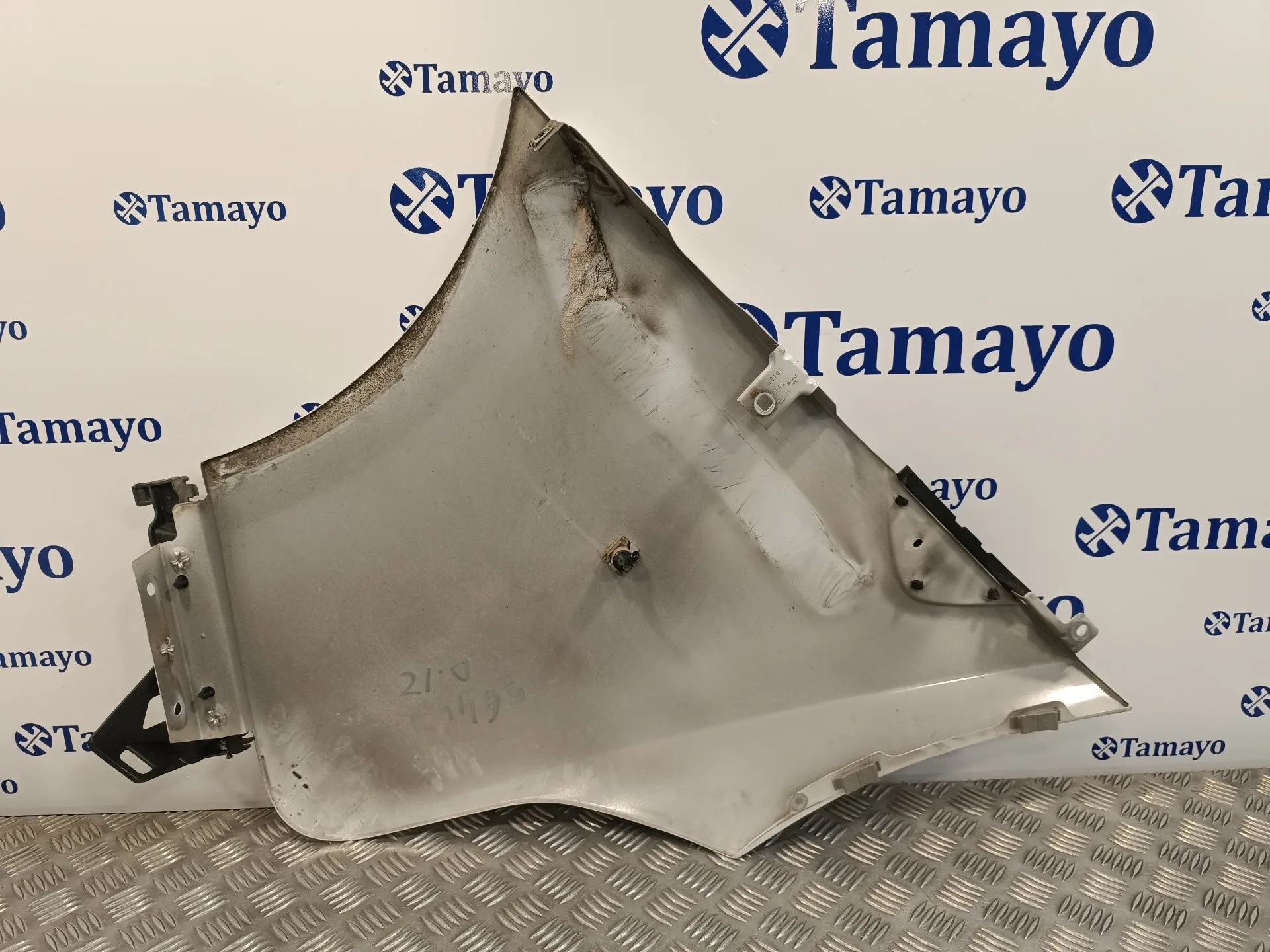 Aleta Delantera Izquierda para Renault Trafic Furgon