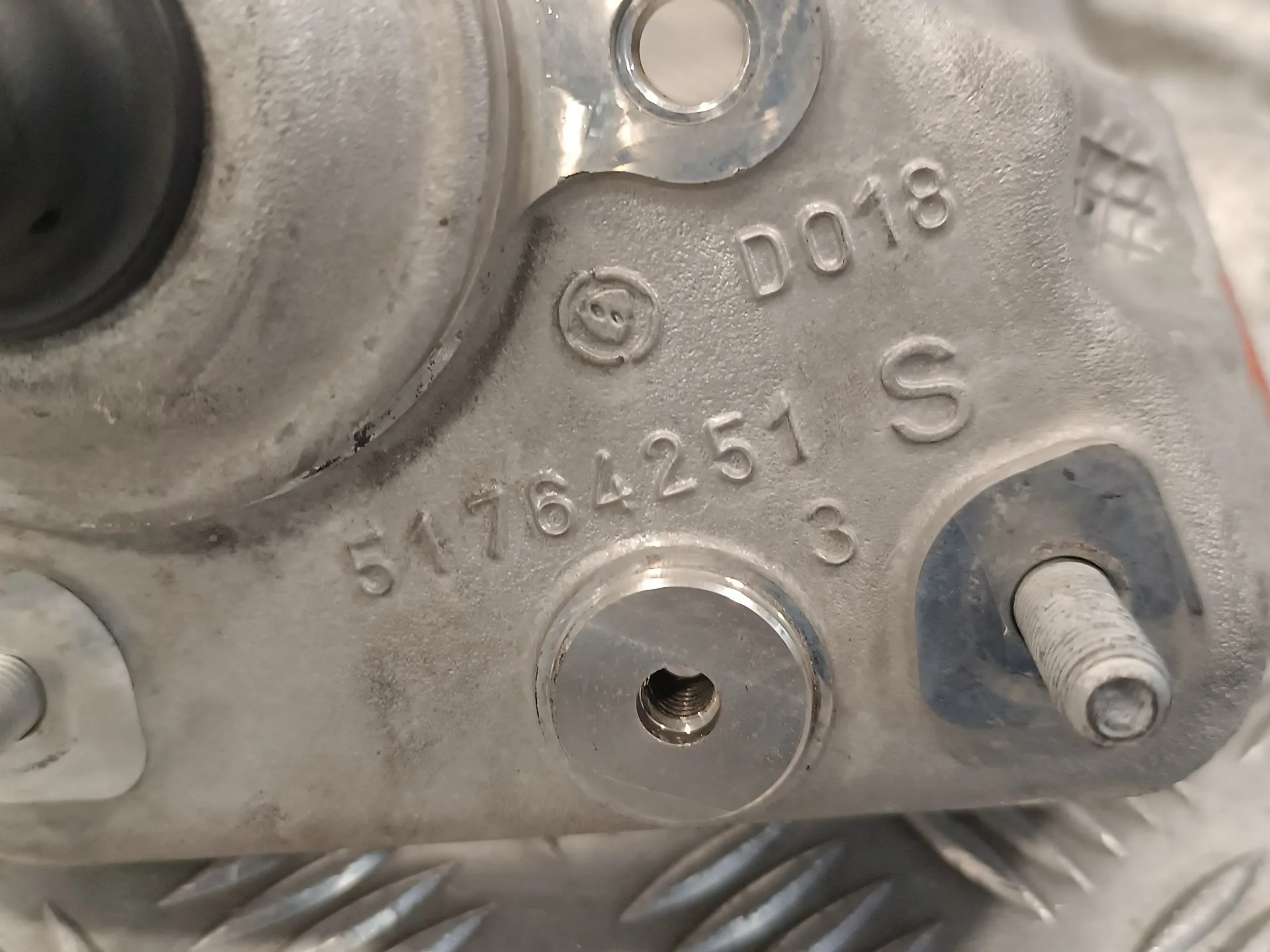 Brazo Suspension Superior Delantero Izquierdo para Alfa Romeo 147 (190)