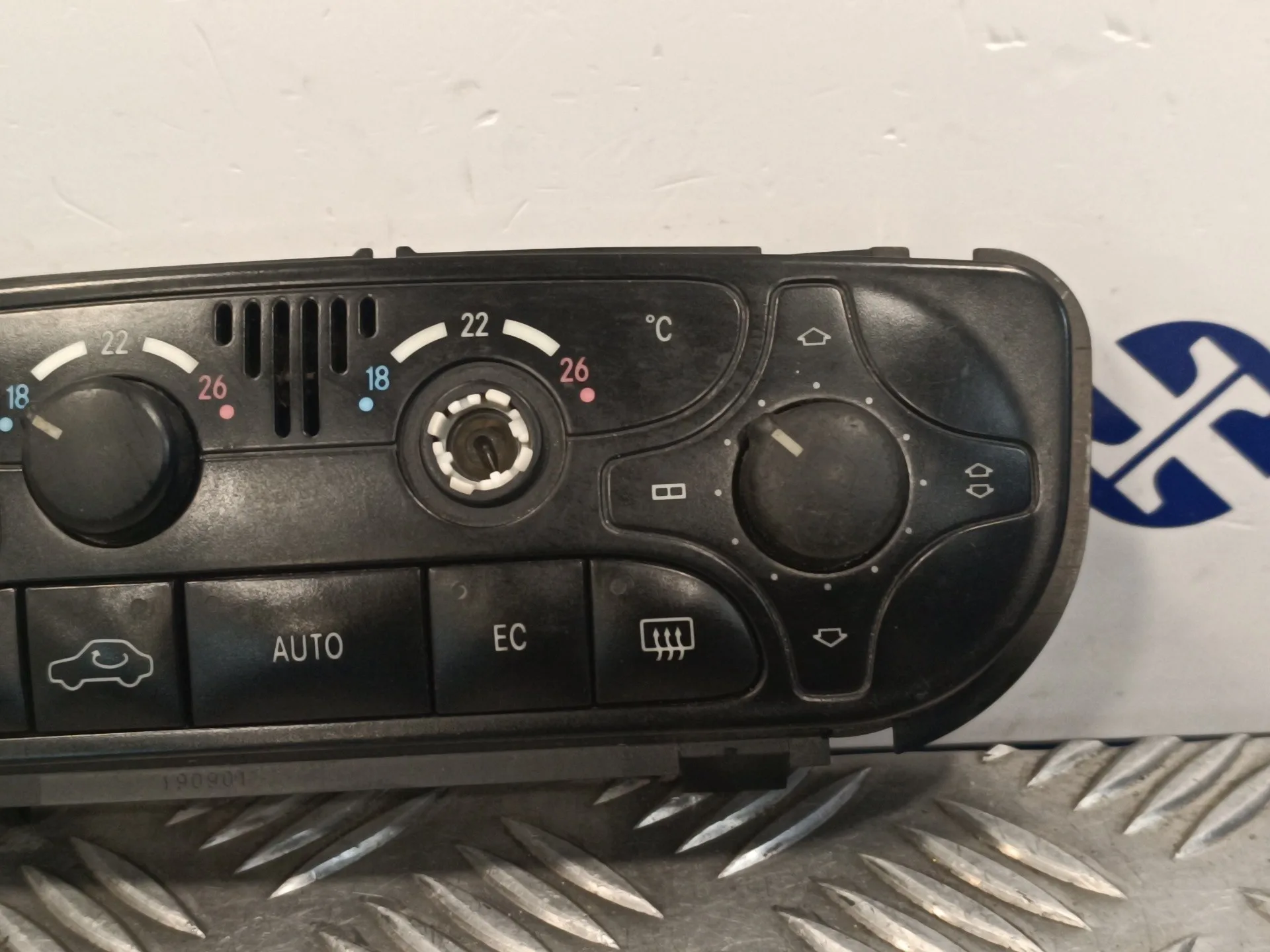 Mando Climatizador para Mercedes-Benz Clase C (W203) Berlina