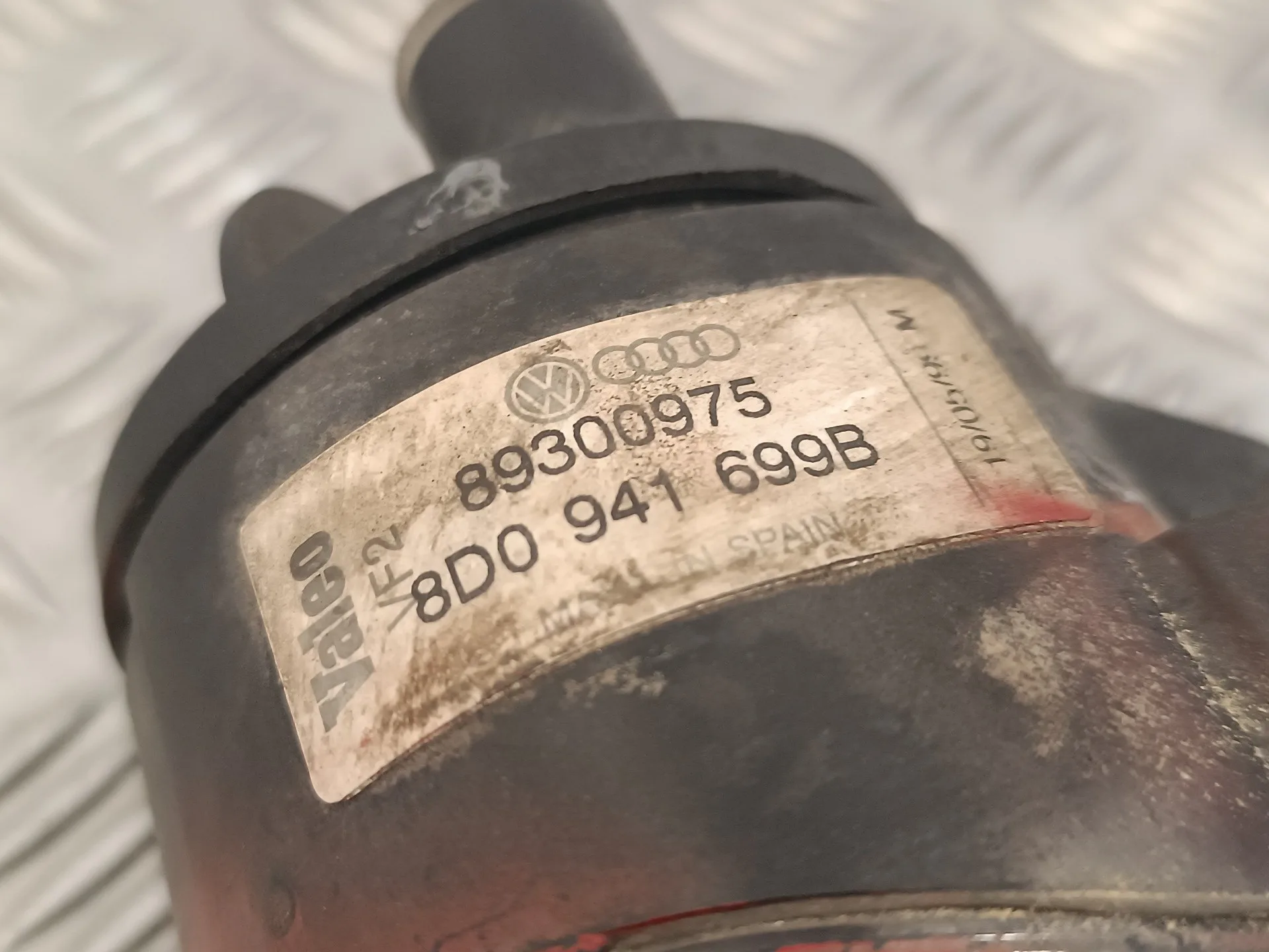 Faro Antiniebla Izquierdo para Audi A4 Avant (B5)