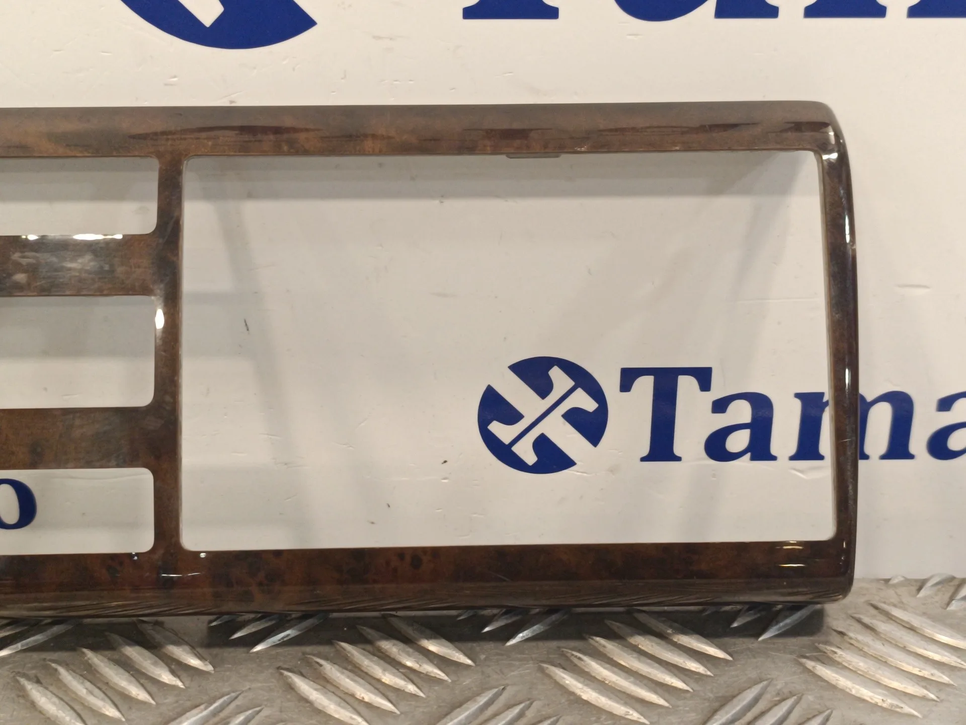 Moldura para Bmw Serie 7 (E38)