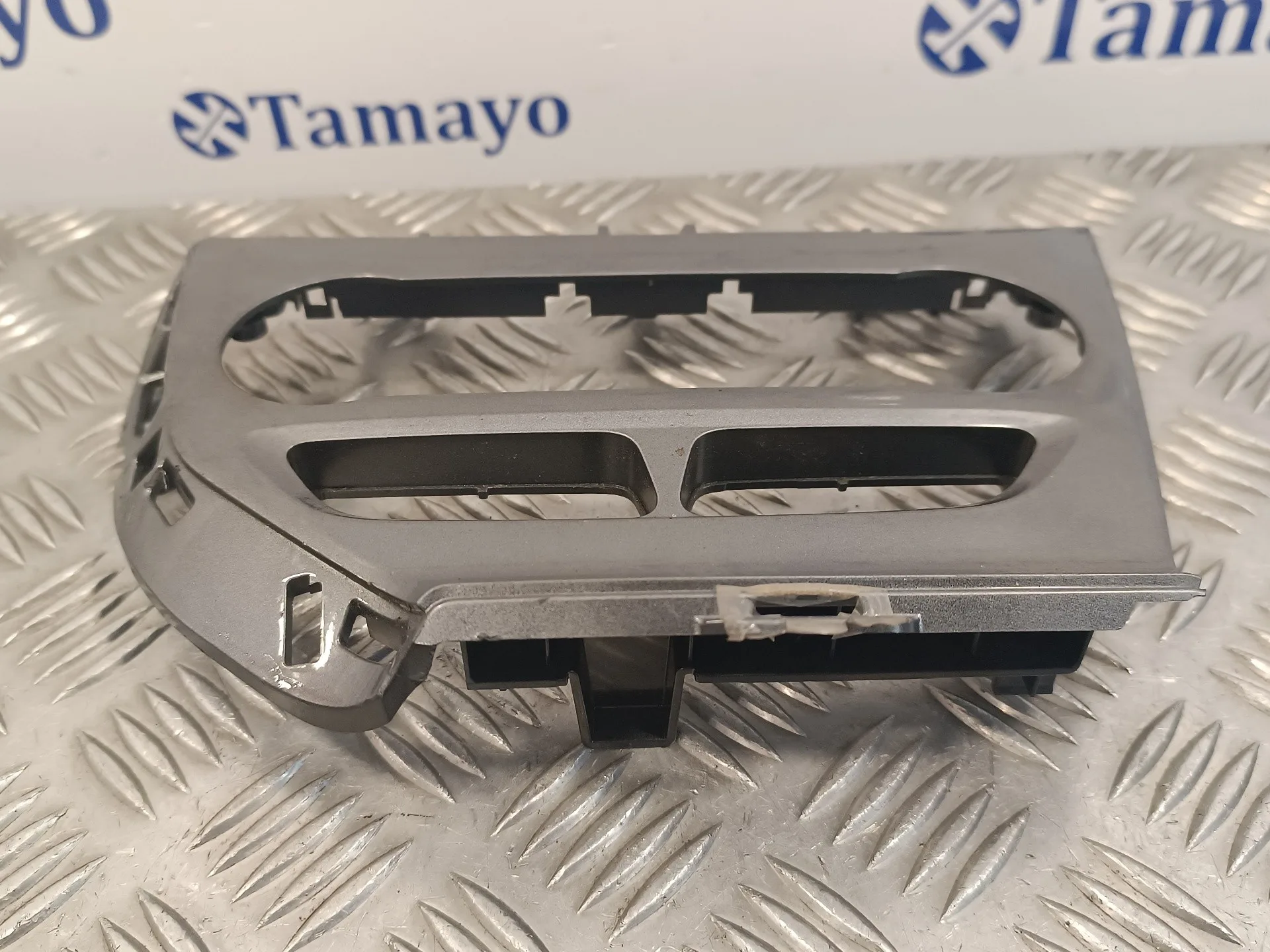 Moldura para Ford Focus Turn.