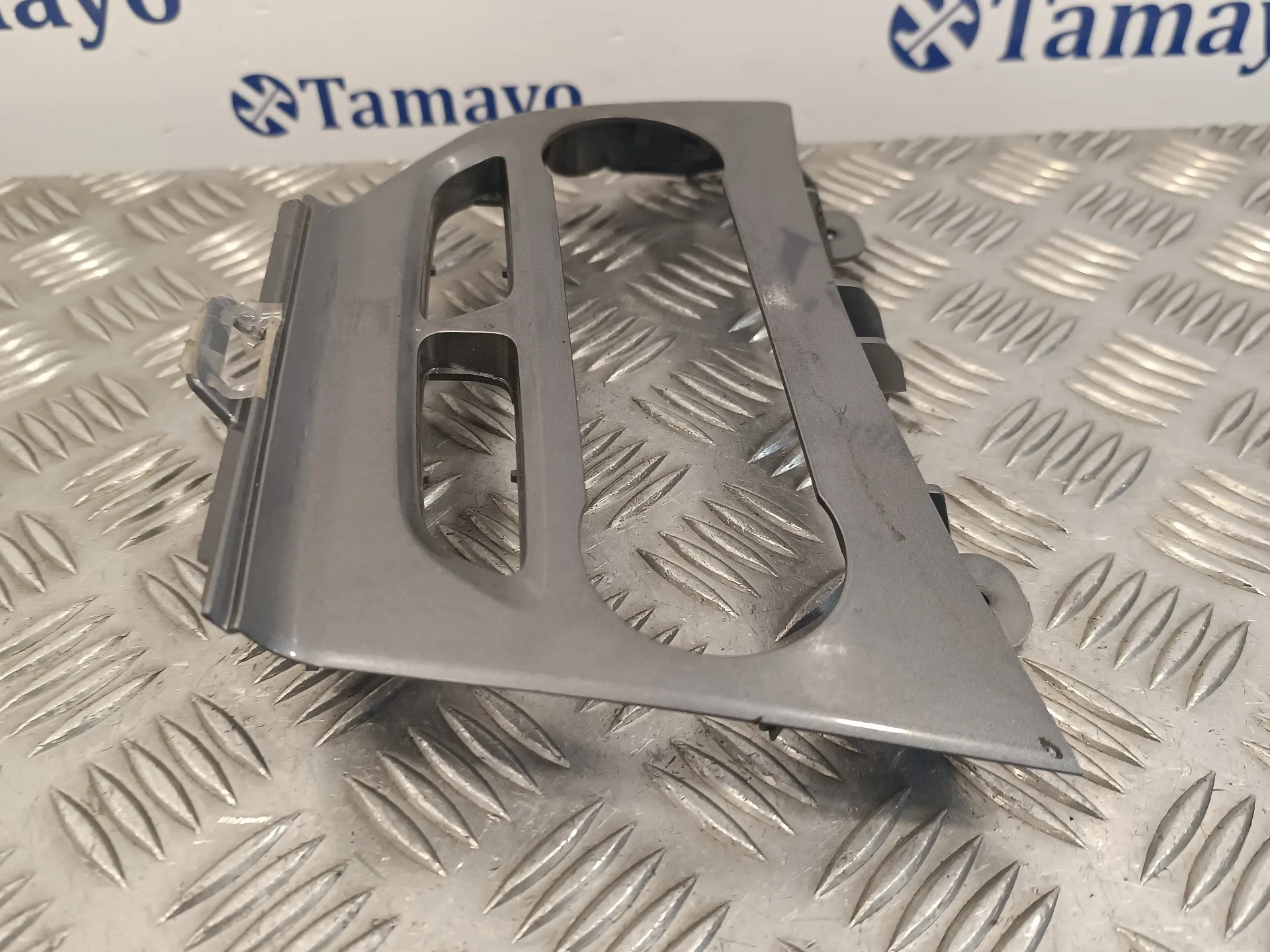 Moldura para Ford Focus Turn.