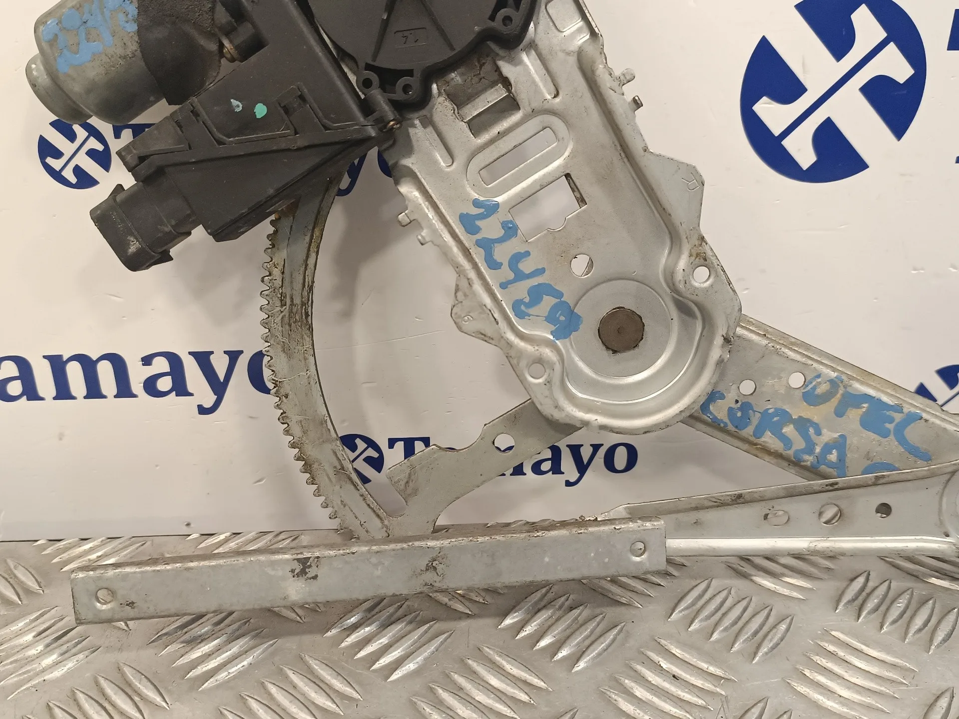 Elevalunas Delantero Izquierdo para Opel Corsa C