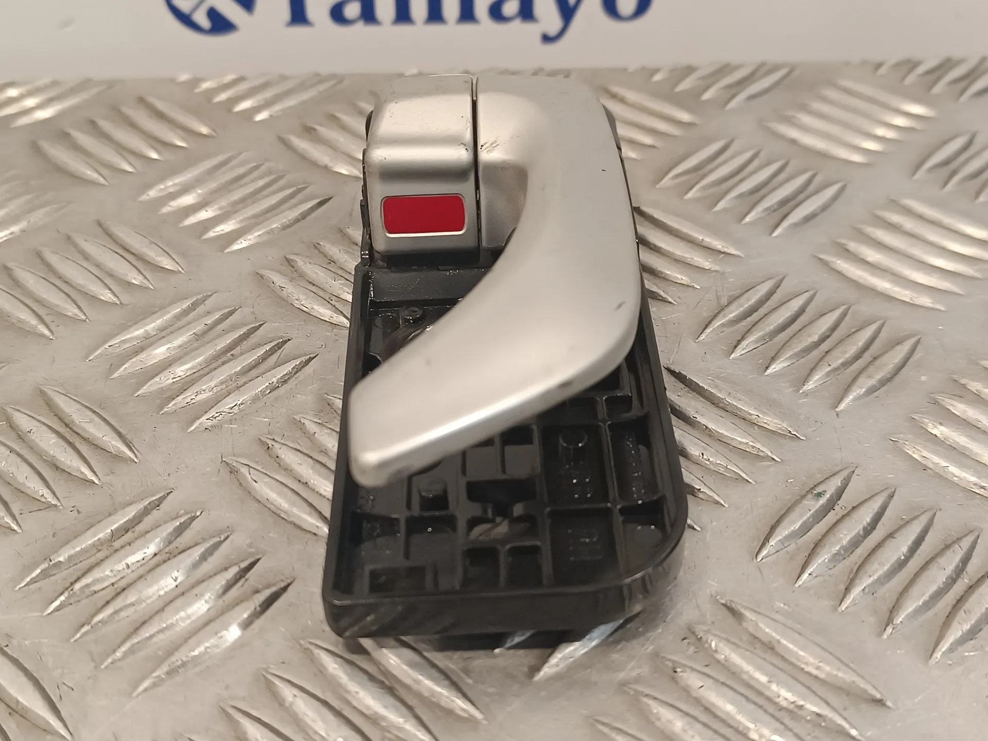 Maneta Interior Trasera Derecha para Hyundai Sonata (Nf)