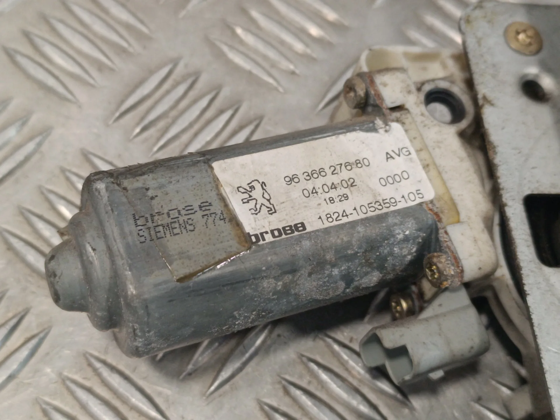 Elevalunas Delantero Izquierdo para Peugeot 206 Cc