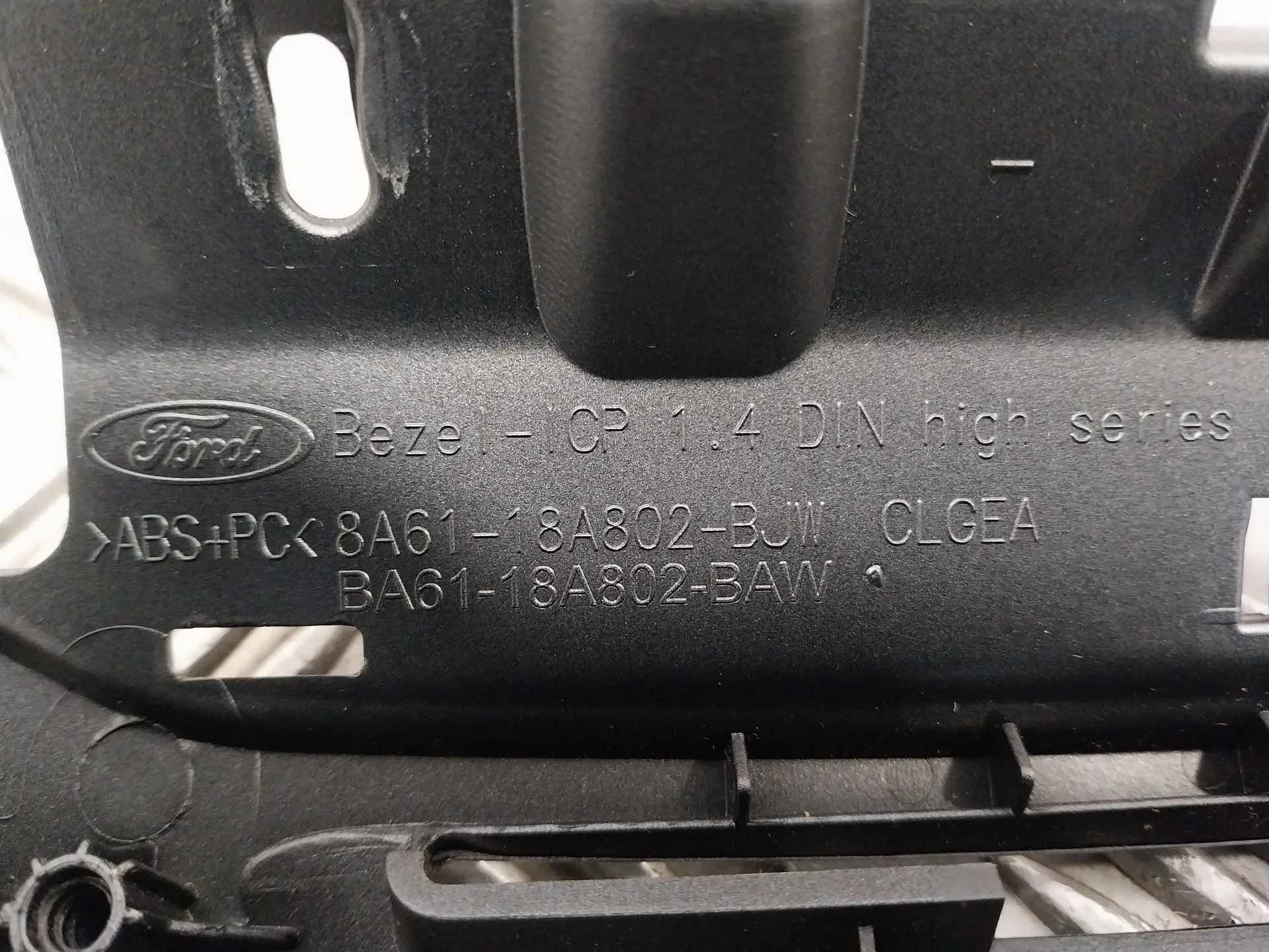 Molduras Delanteras para Ford Fiesta (Ccn)