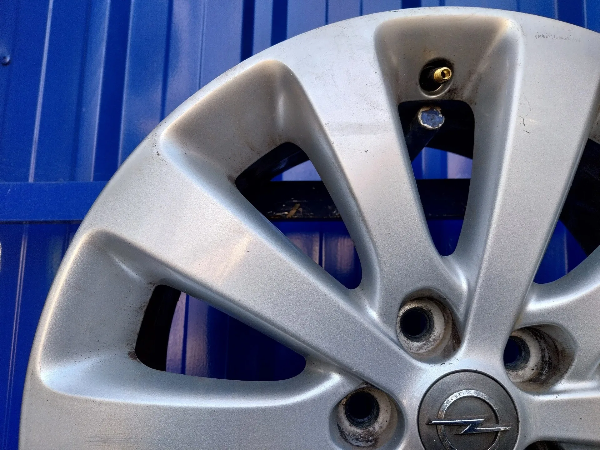 Llanta para Opel Astra J Lim.