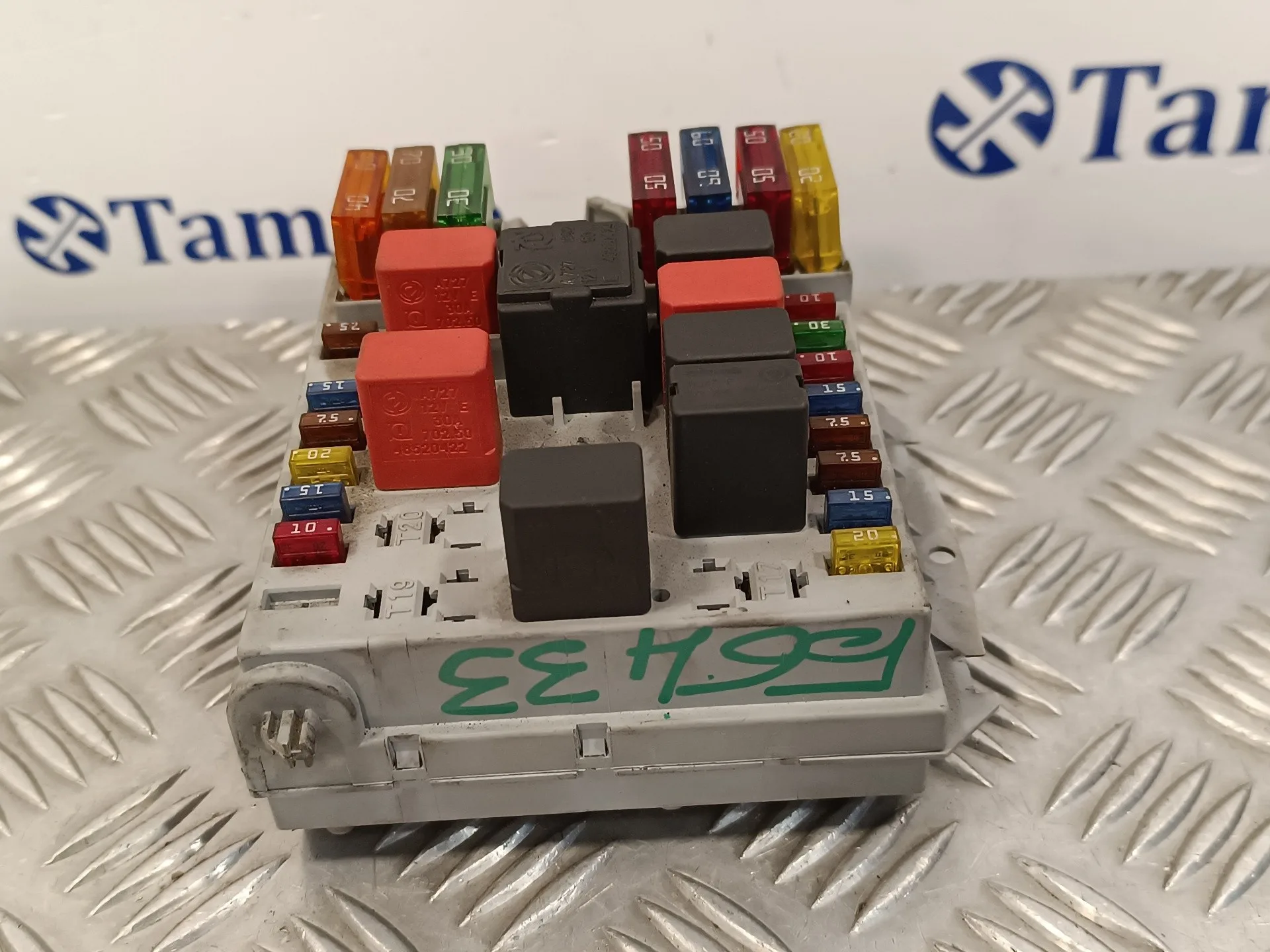 Caja Reles / Fusibles para Fiat Punto Berlina (188)